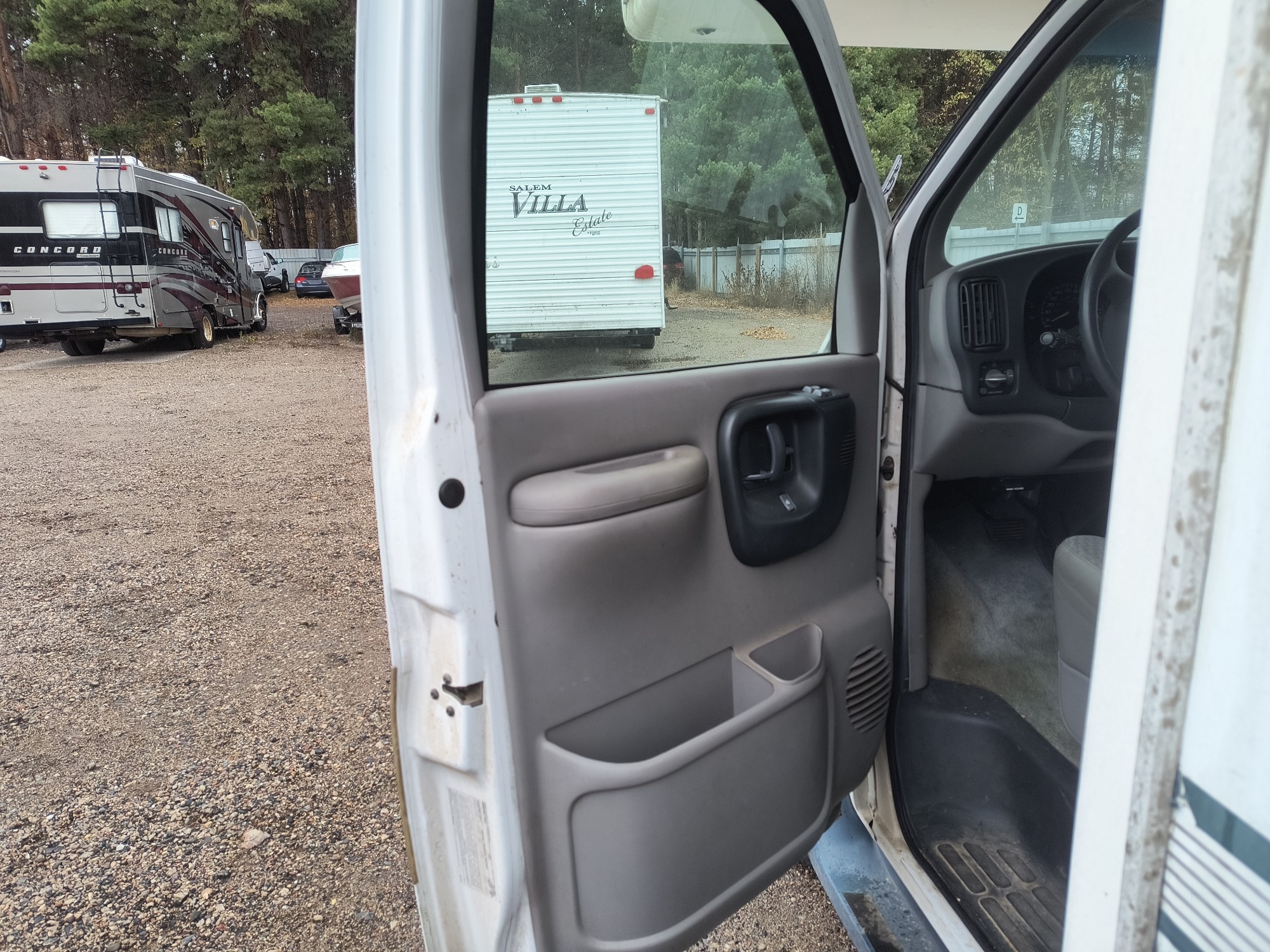 1998 chevrolet express g3500 with 49993 miles for sale near Elk River, Minnesota 106704_23_driver_door_panel.jpg