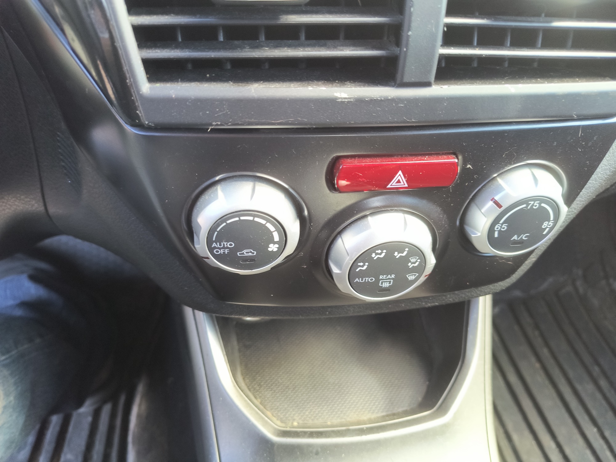 2011 subaru impreza-wrx 4-door with 128706 miles for sale near Elk River, Minnesota 106706_40_climate_control.jpg