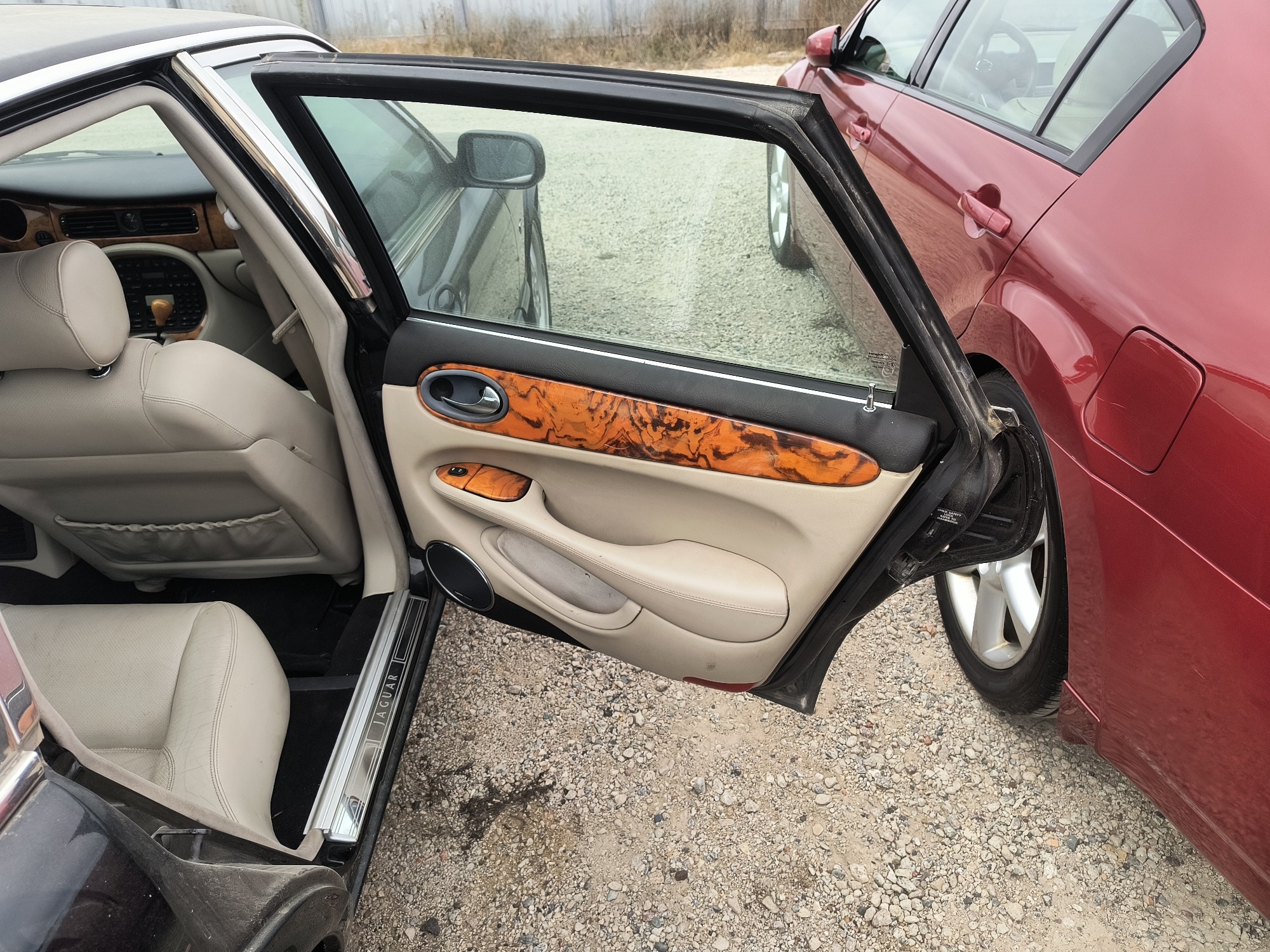 1999 jaguar xj-sedan xjr for sale near Elk River, Minnesota 106707_30_pass_rear_door_panel.jpg