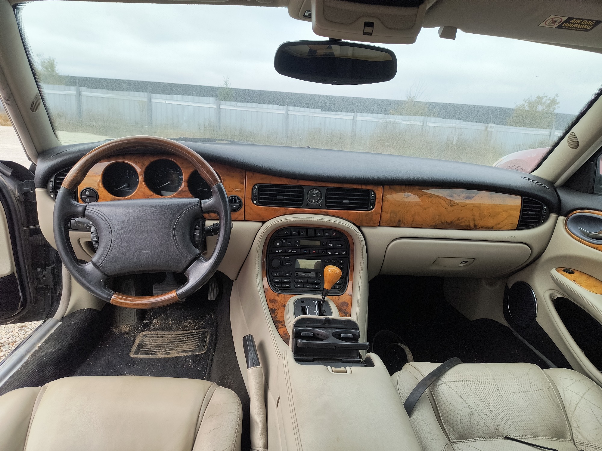 1999 jaguar xj-sedan xjr for sale near Elk River, Minnesota 106707_34_whole_dash.jpg