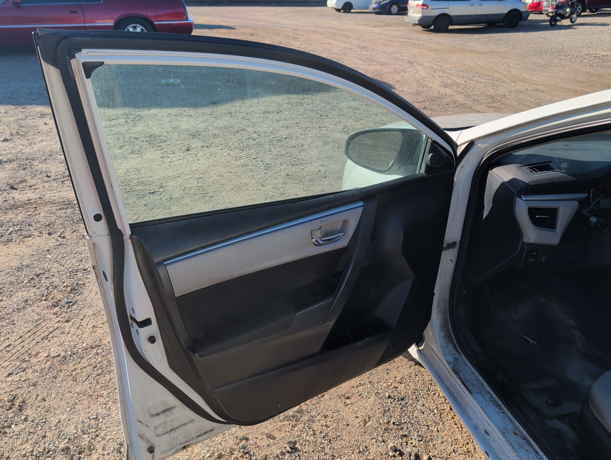 2014 toyota corolla le-cvt with 381194 miles for sale near Elk River, Minnesota 106710_23_driver_door_panel.jpg