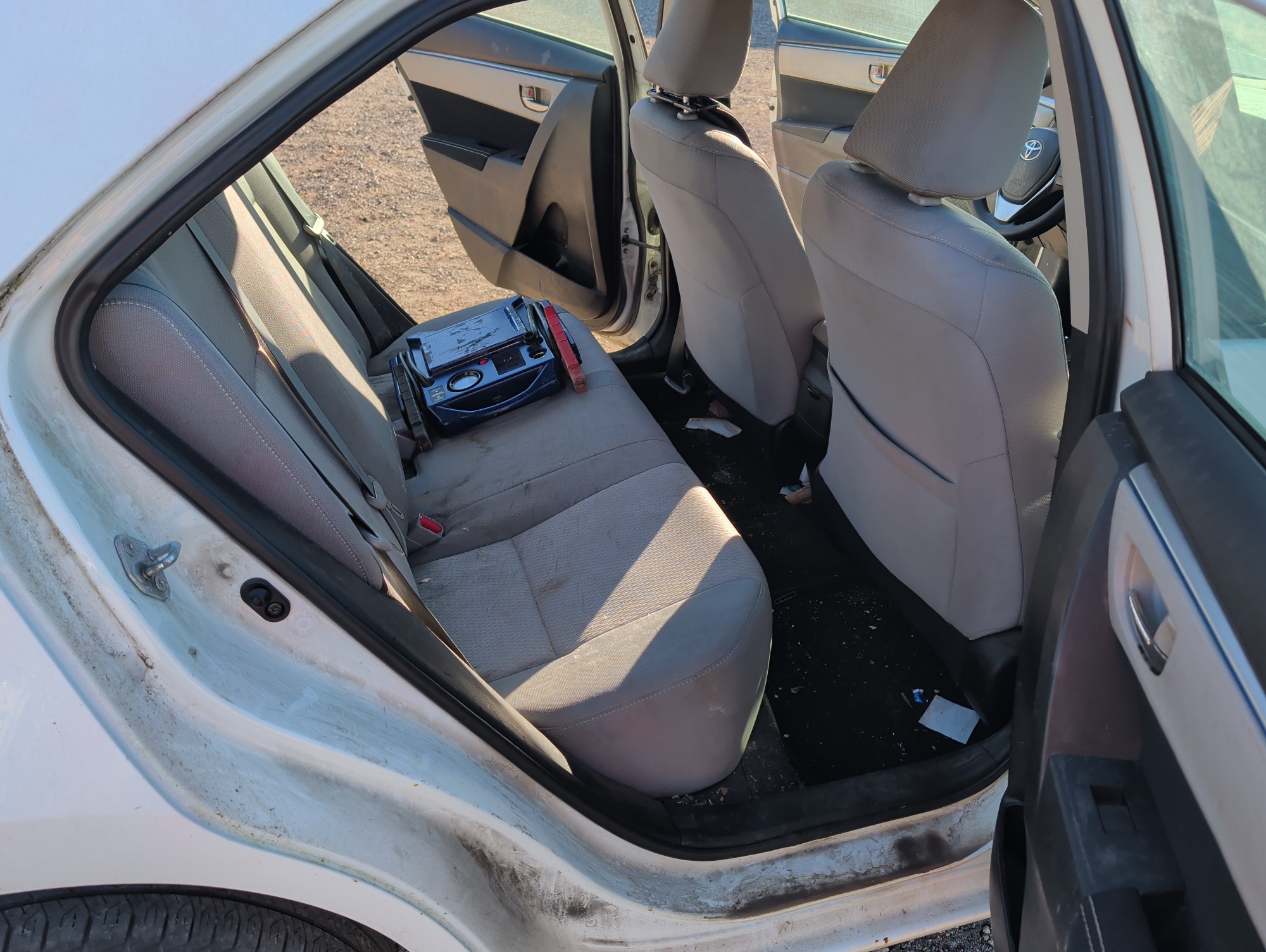 2014 toyota corolla le-cvt with 381194 miles for sale near Elk River, Minnesota 106710_28_pass_rear_seat.jpg