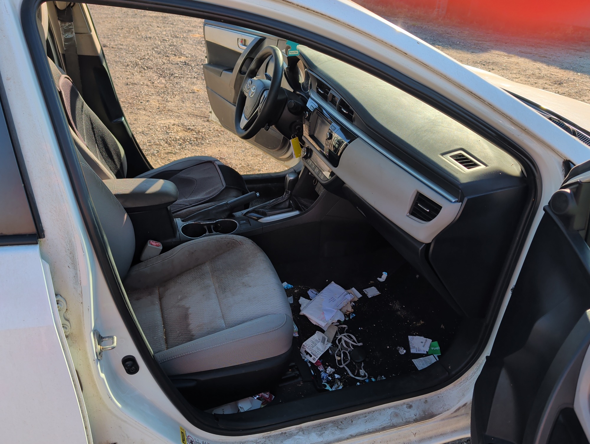 2014 toyota corolla le-cvt with 381194 miles for sale near Elk River, Minnesota 106710_31_passenger_seat.jpg