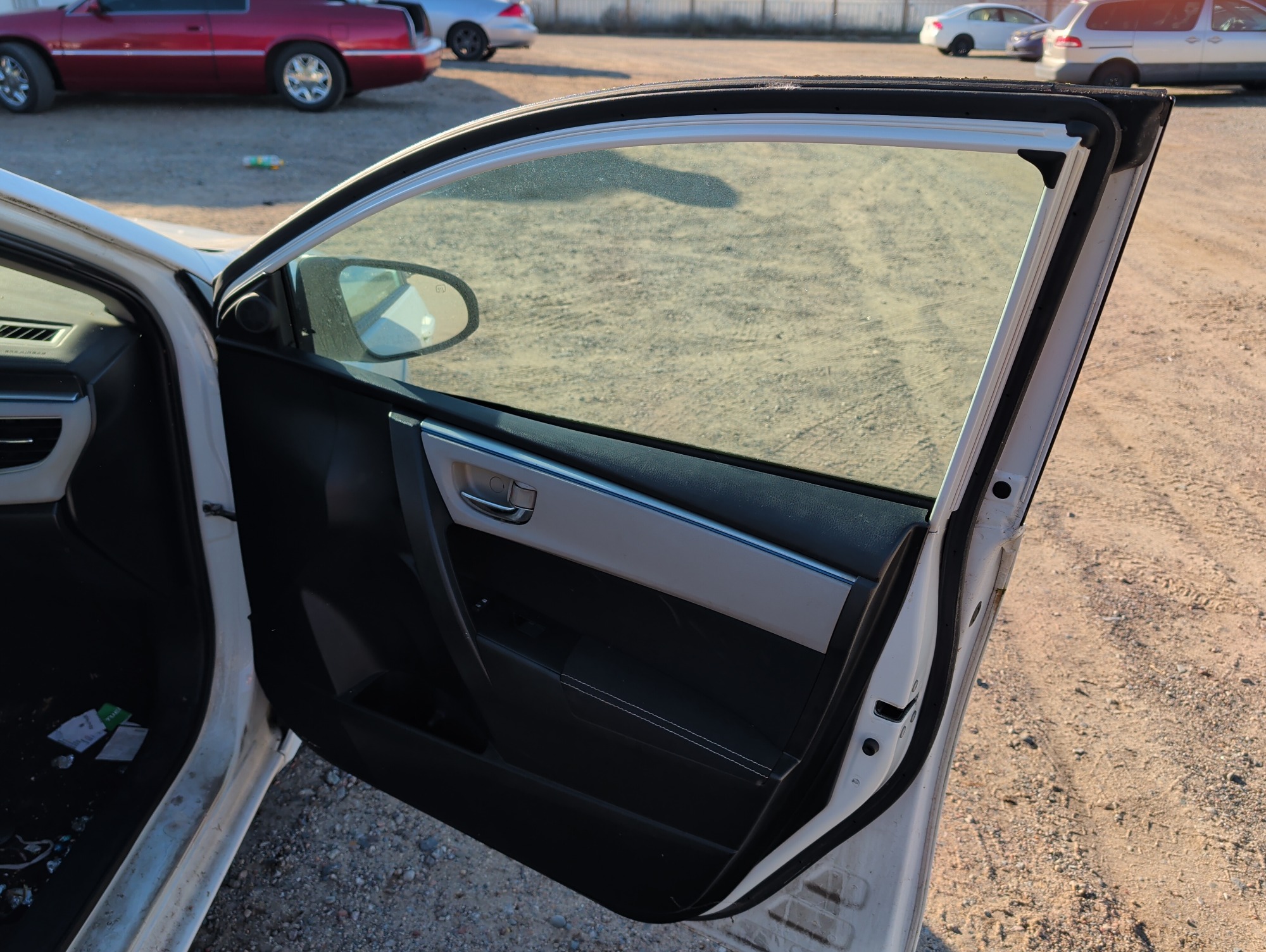 2014 toyota corolla le-cvt with 381194 miles for sale near Elk River, Minnesota 106710_32_passenger_door_panel.jpg