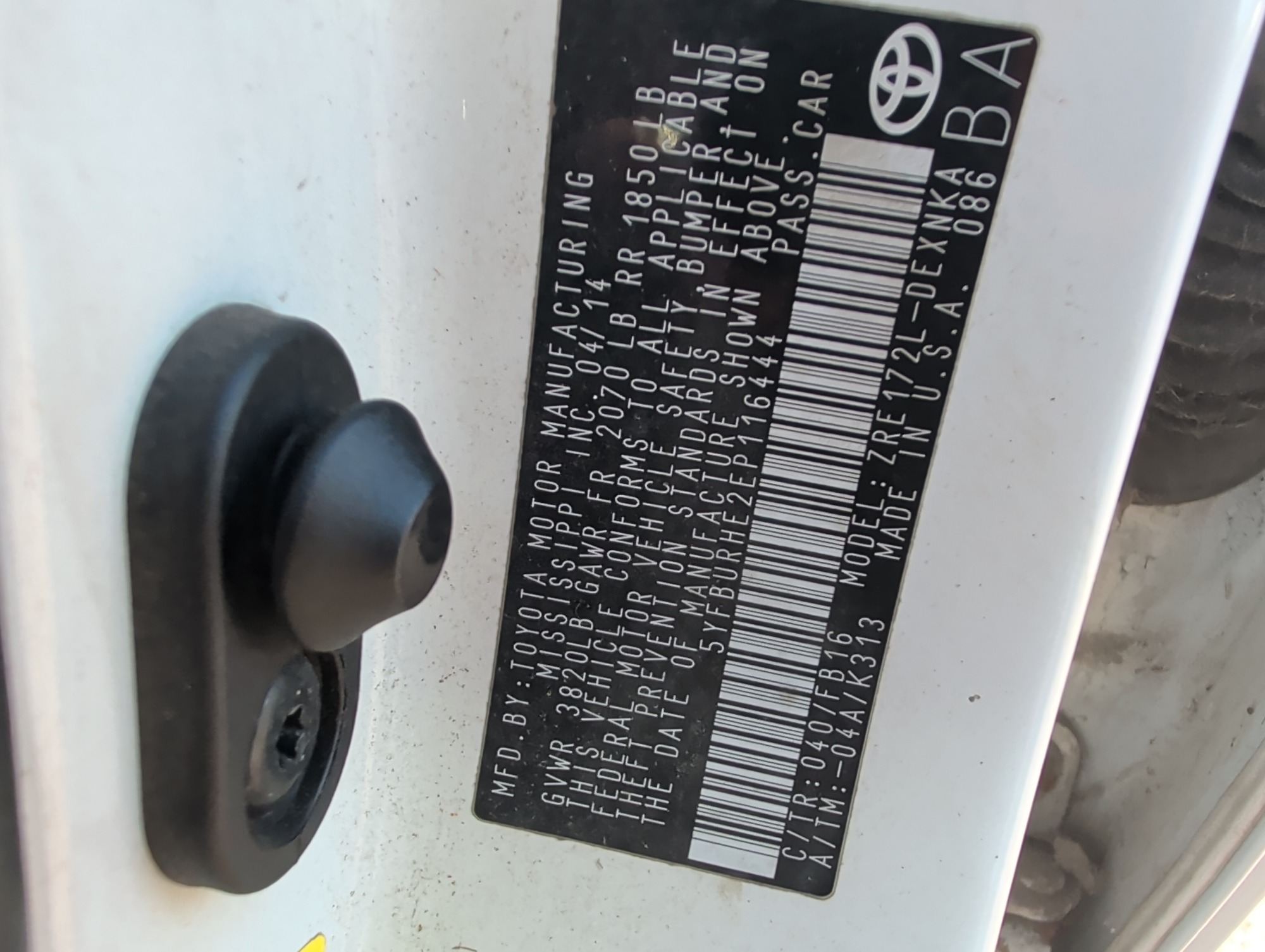 2014 toyota corolla le-cvt with 381194 miles for sale near Elk River, Minnesota 106710_47_door_vin_sticker.jpg