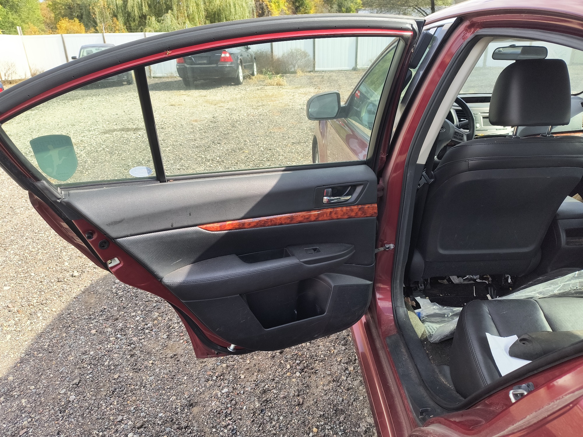 2012 subaru legacy 2.5i-limited with 178982 miles for sale near Elk River, Minnesota 106711_25_drv_rear_door_panel.jpg