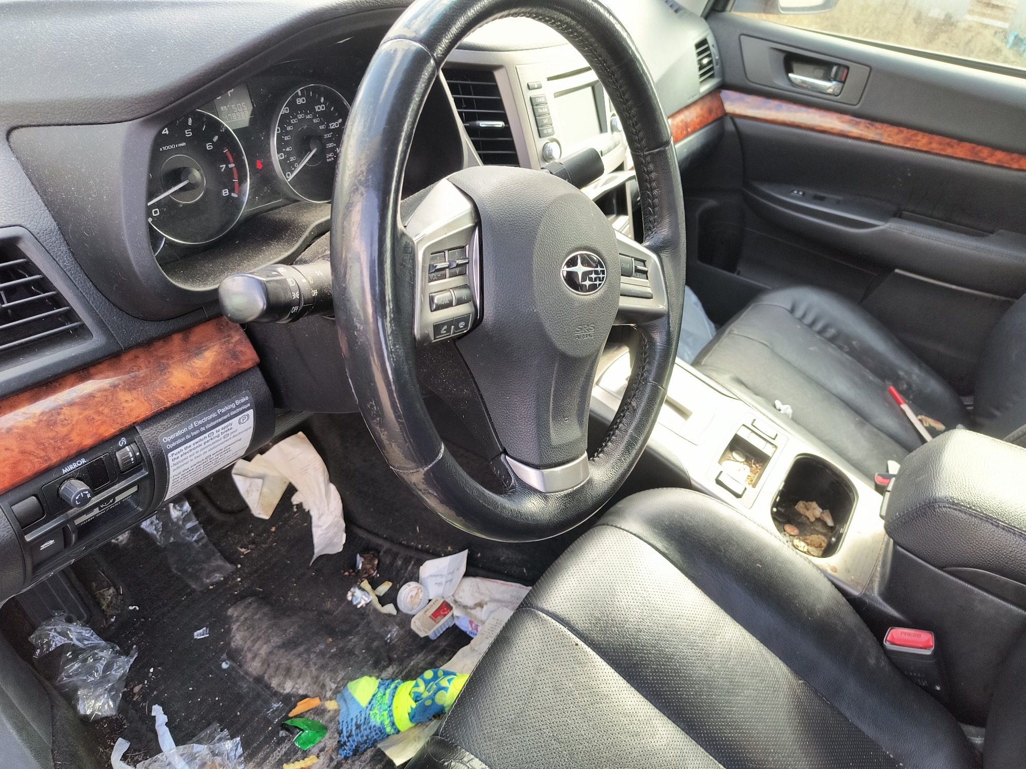 2012 subaru legacy 2.5i-limited with 178982 miles for sale near Elk River, Minnesota 106711_37_left_of_steering_wheel.jpg