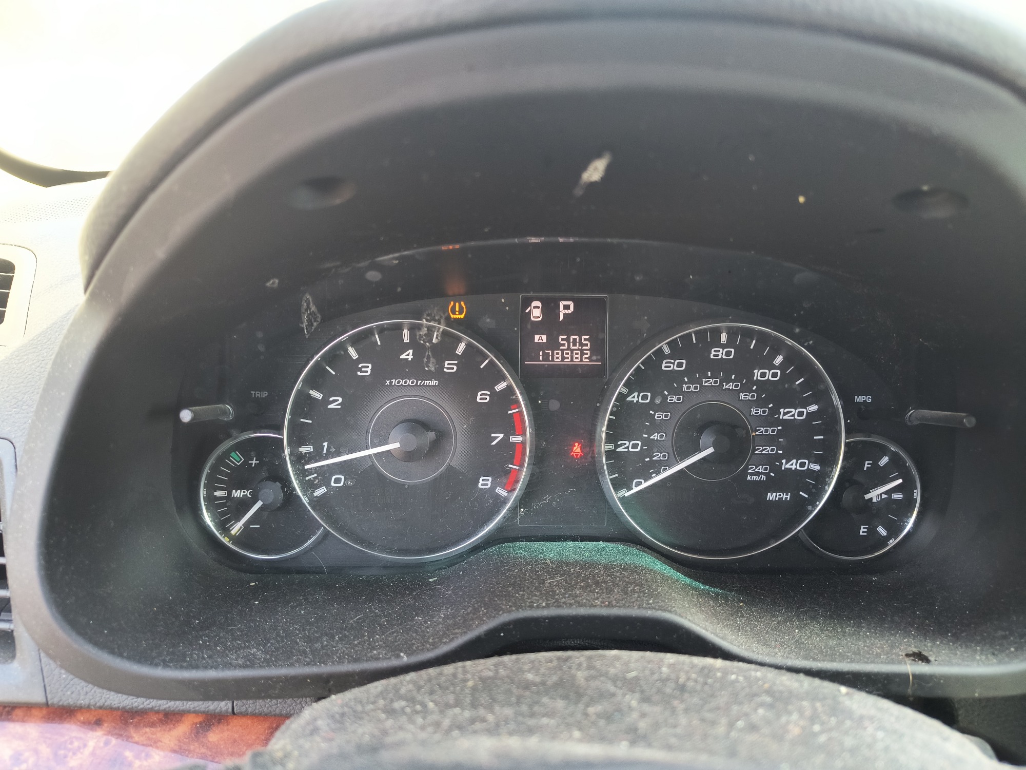 2012 subaru legacy 2.5i-limited with 178982 miles for sale near Elk River, Minnesota 106711_43_gauge_cluster.jpg