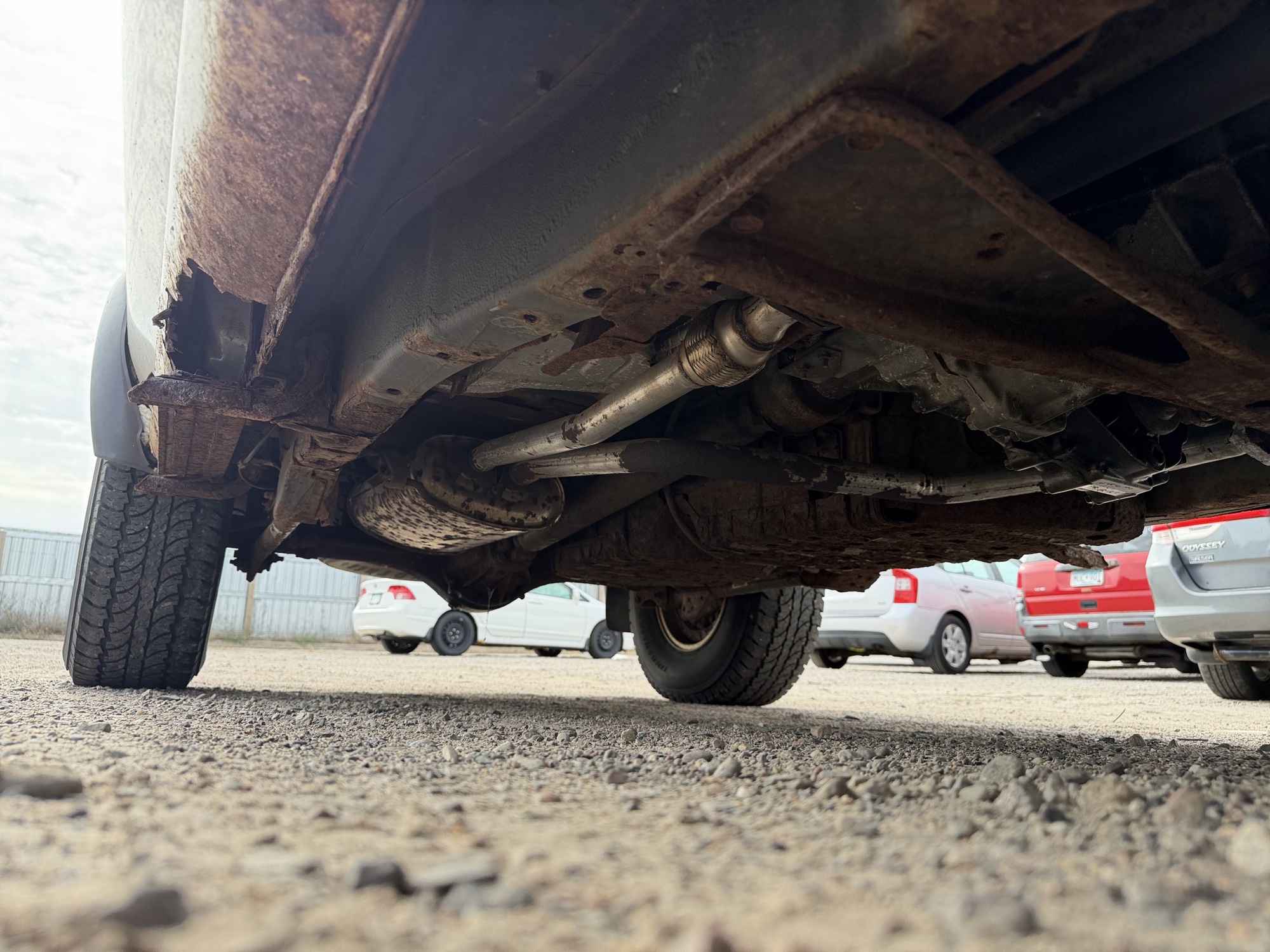 1997 nissan pathfinder xe-4-door-4wd with 97077 miles for sale near Elk River, Minnesota 106712_21_undercar_pass_side.jpg
