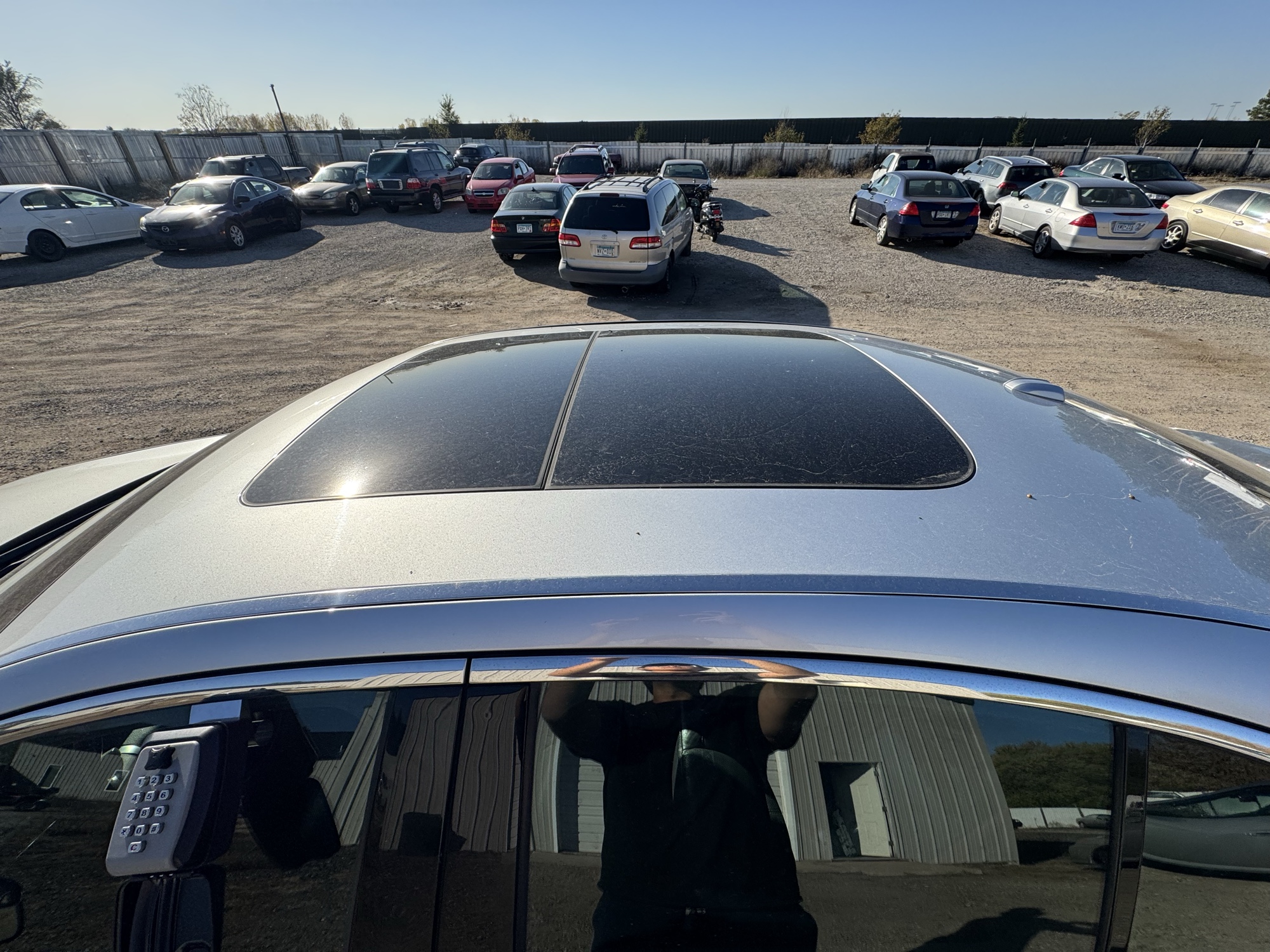 2010 lincoln mks 3.7l-fwd with 233502 miles for sale near Elk River, Minnesota 106714_11_roof.jpg
