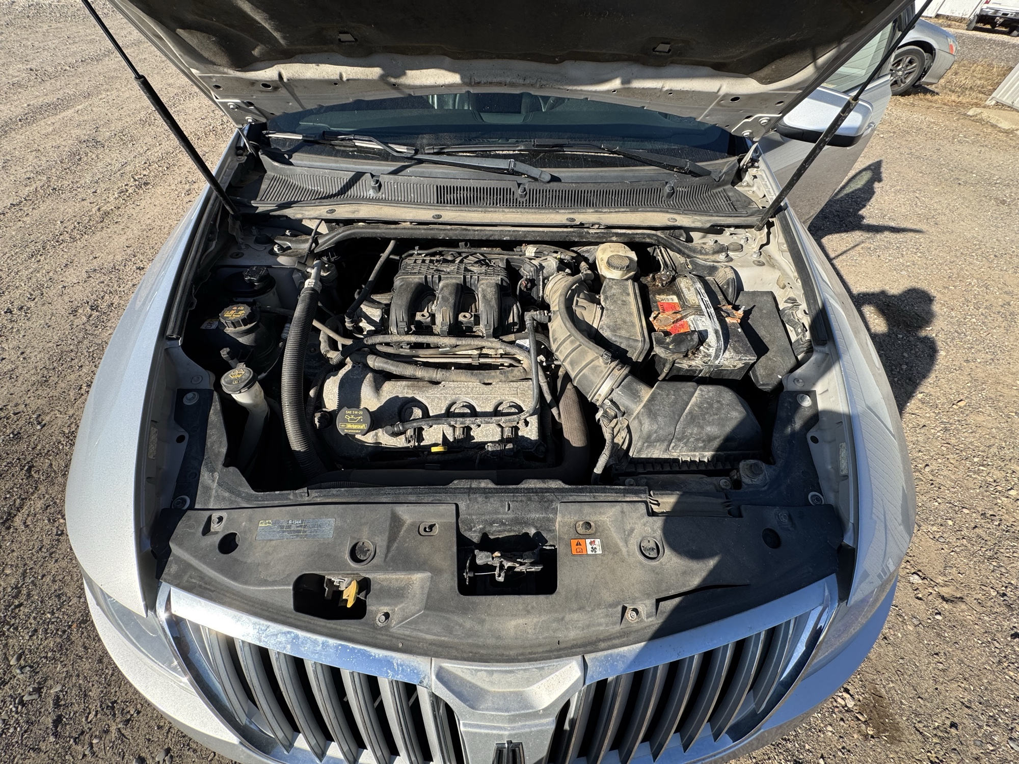 2010 lincoln mks 3.7l-fwd with 233502 miles for sale near Elk River, Minnesota 106714_49_engine_bay.jpg