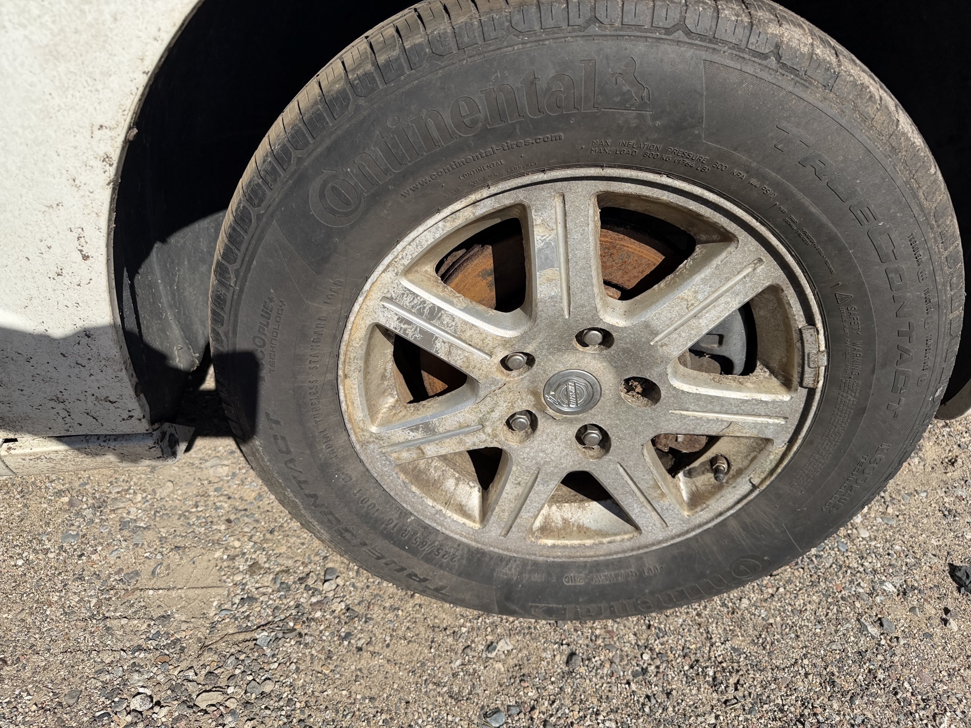 2009 chrysler town-and-country touring with 156827 miles for sale near Elk River, Minnesota 106715_15_front_pass_wheel.jpg