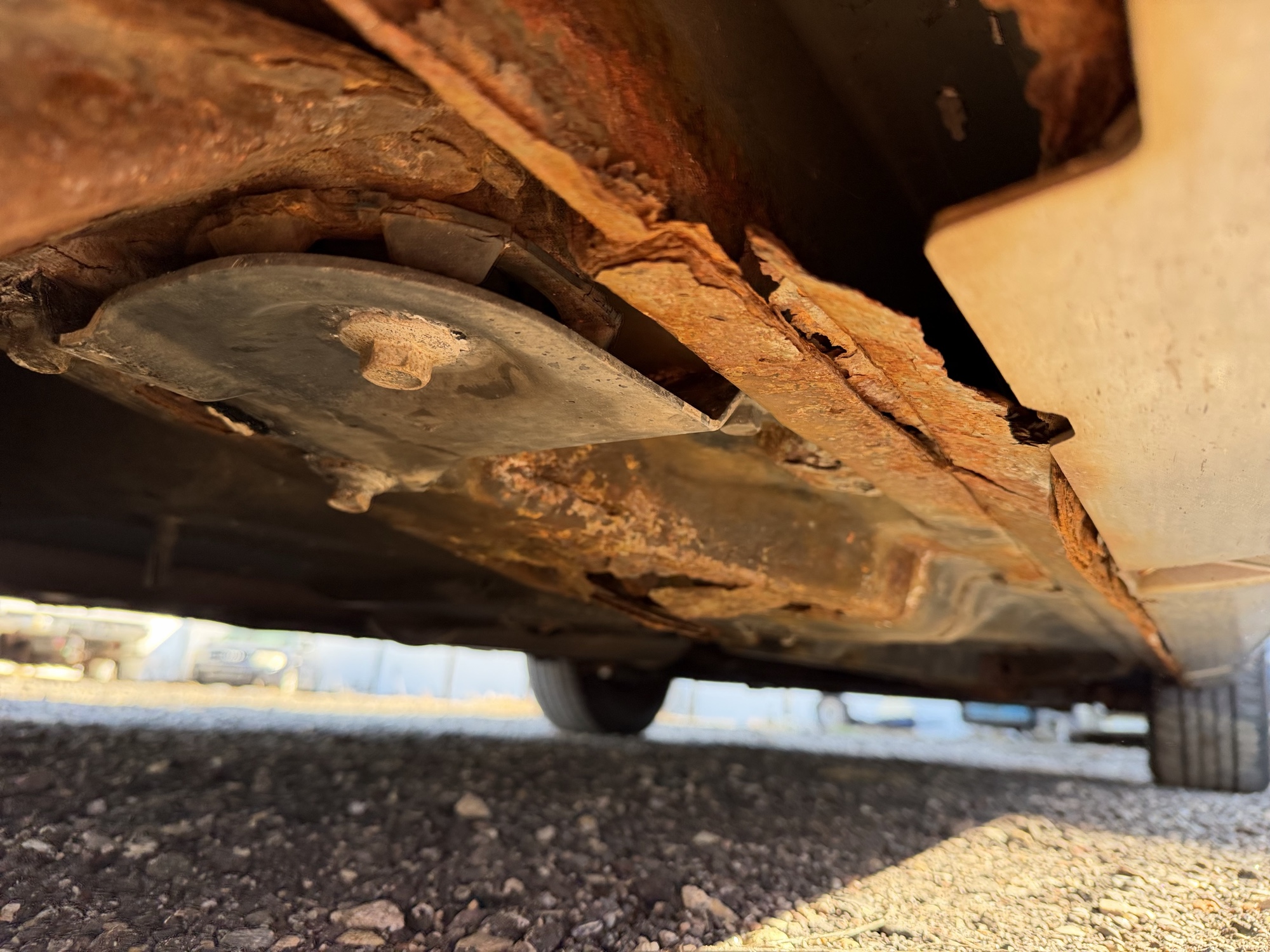 2004 buick lesabre custom with 243841 miles for sale near Elk River, Minnesota 106716_20_undercar_rear_pass.jpg