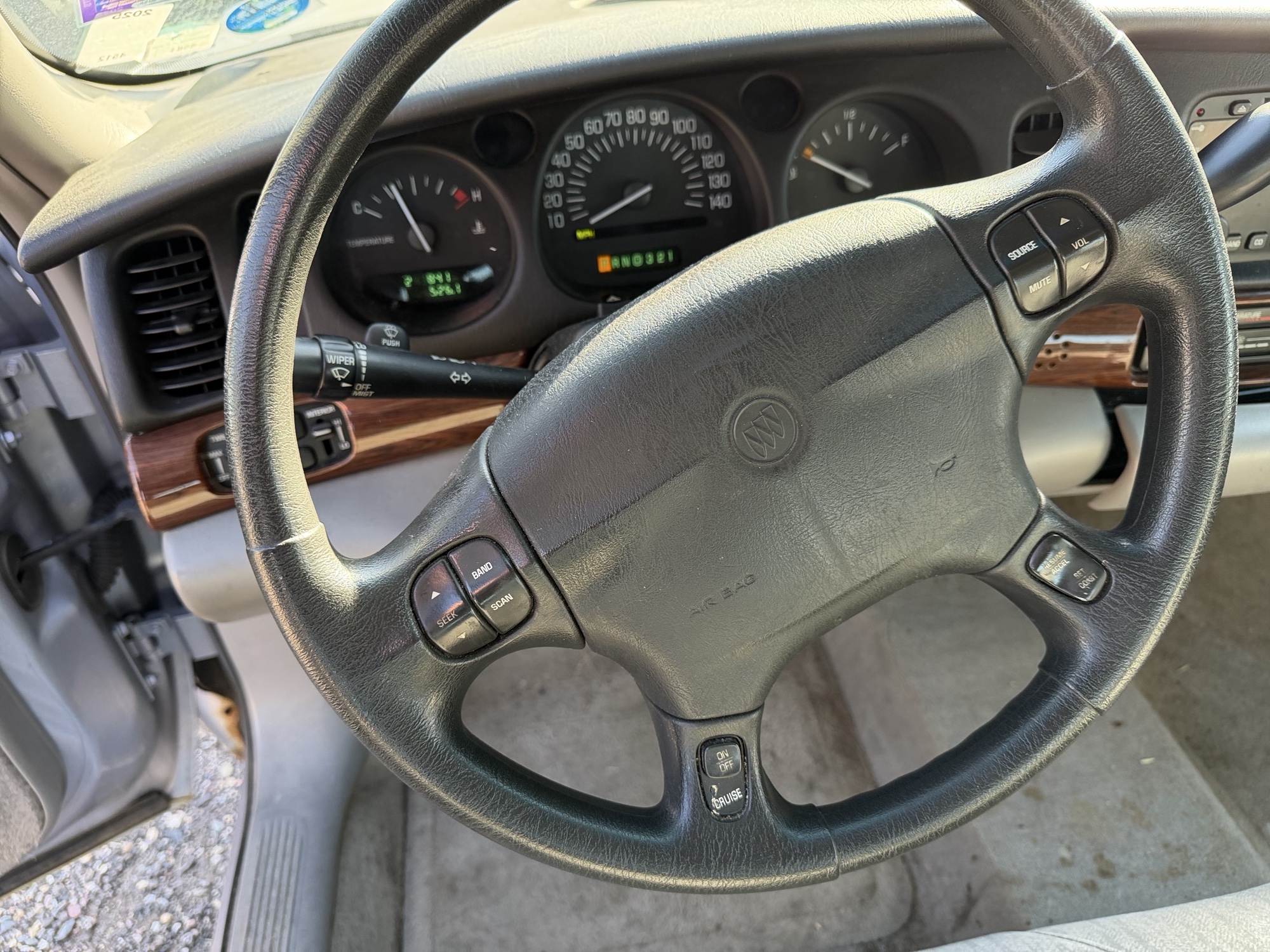 2004 buick lesabre custom with 243841 miles for sale near Elk River, Minnesota 106716_36_steering_wheel.jpg