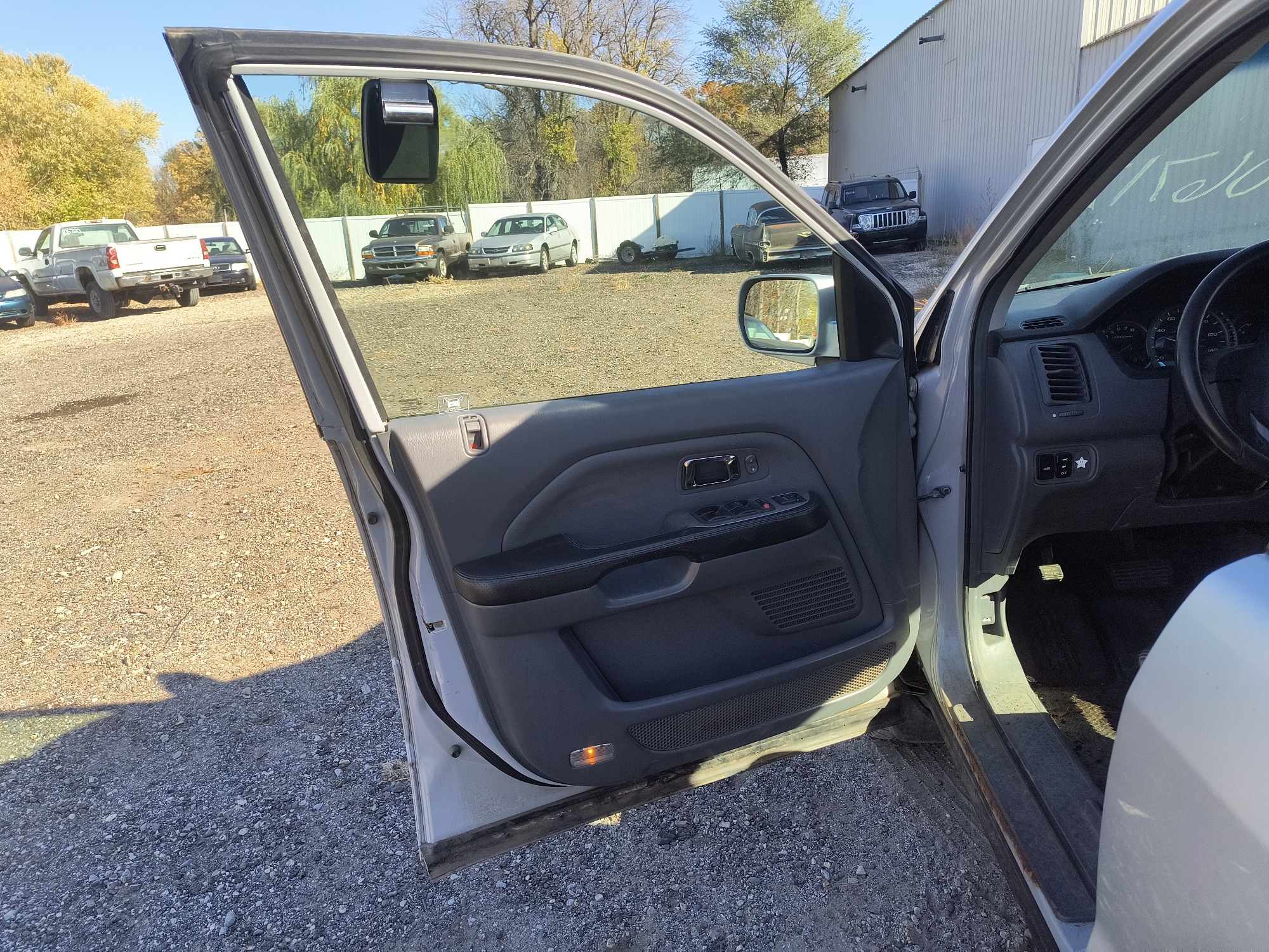 2003 honda pilot ex-w--leather with 296887 miles for sale near Elk River, Minnesota 106717_23_driver_door_panel.jpg