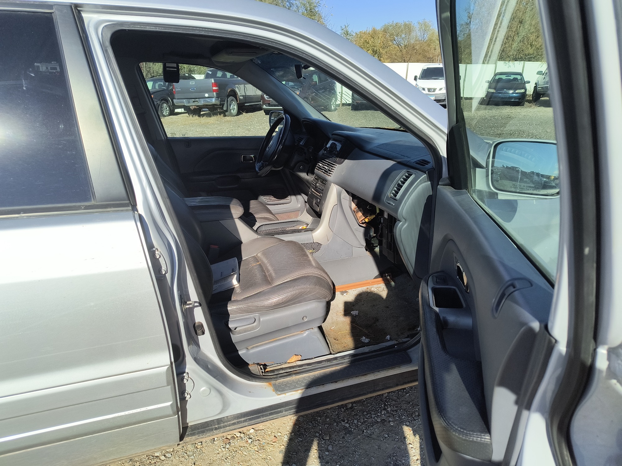 2003 honda pilot ex-w--leather with 296887 miles for sale near Elk River, Minnesota 106717_31_passenger_seat.jpg