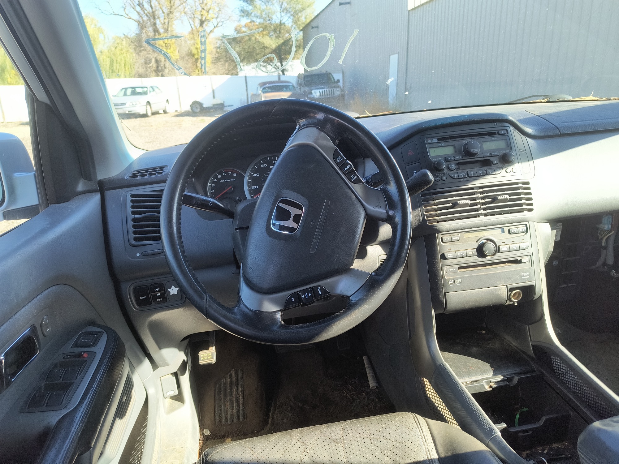 2003 honda pilot ex-w--leather with 296887 miles for sale near Elk River, Minnesota 106717_33_dash_from_driver.jpg