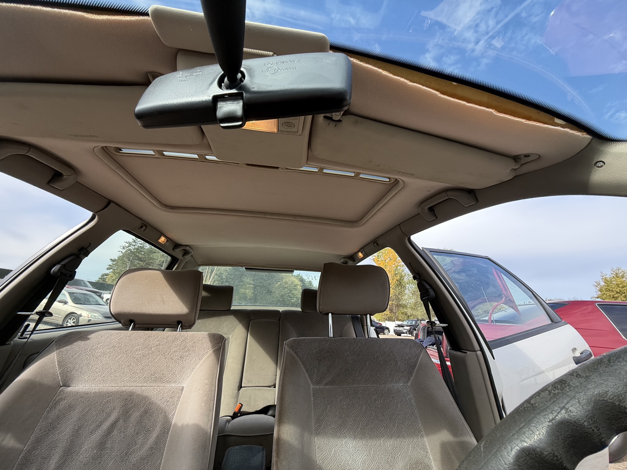 1996 volkswagen passat tdi with 310543 miles for sale near Elk River, Minnesota 106718_35_headliner_sunroof.jpg