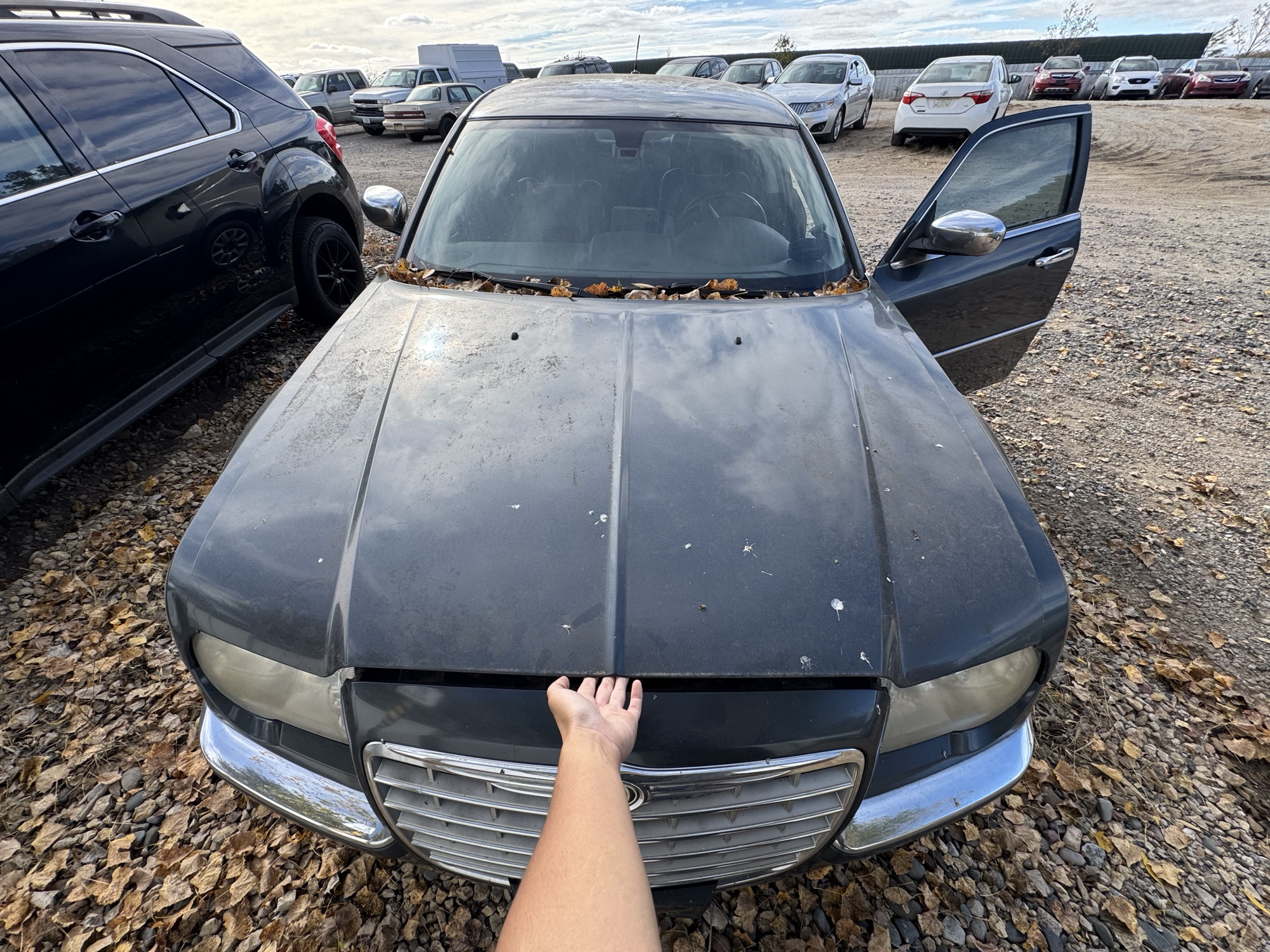 2008 chrysler 300 c for sale near Elk River, Minnesota 106719_49_engine_bay.jpg