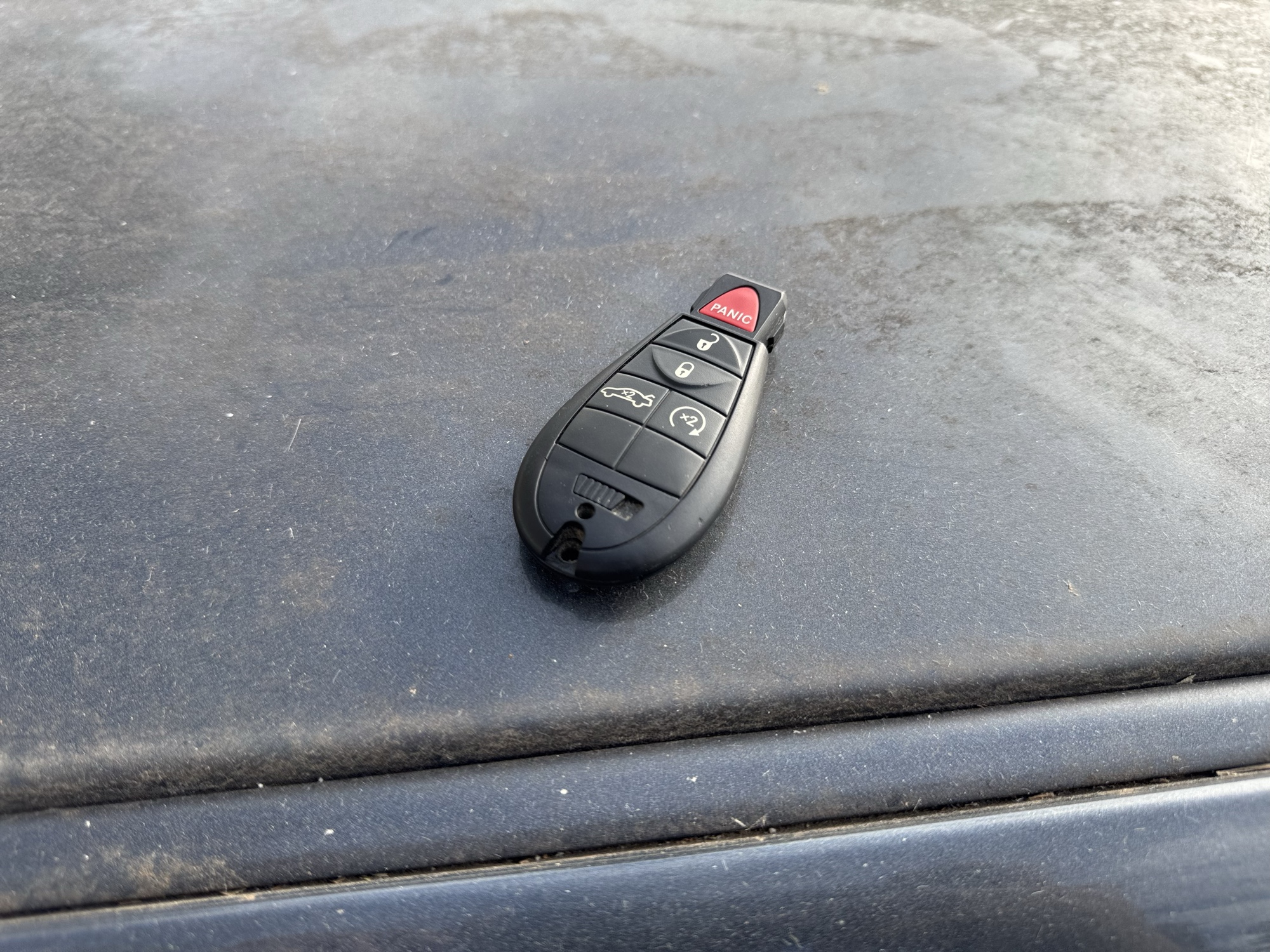 2008 chrysler 300 c for sale near Elk River, Minnesota 106719_51_keys.jpg