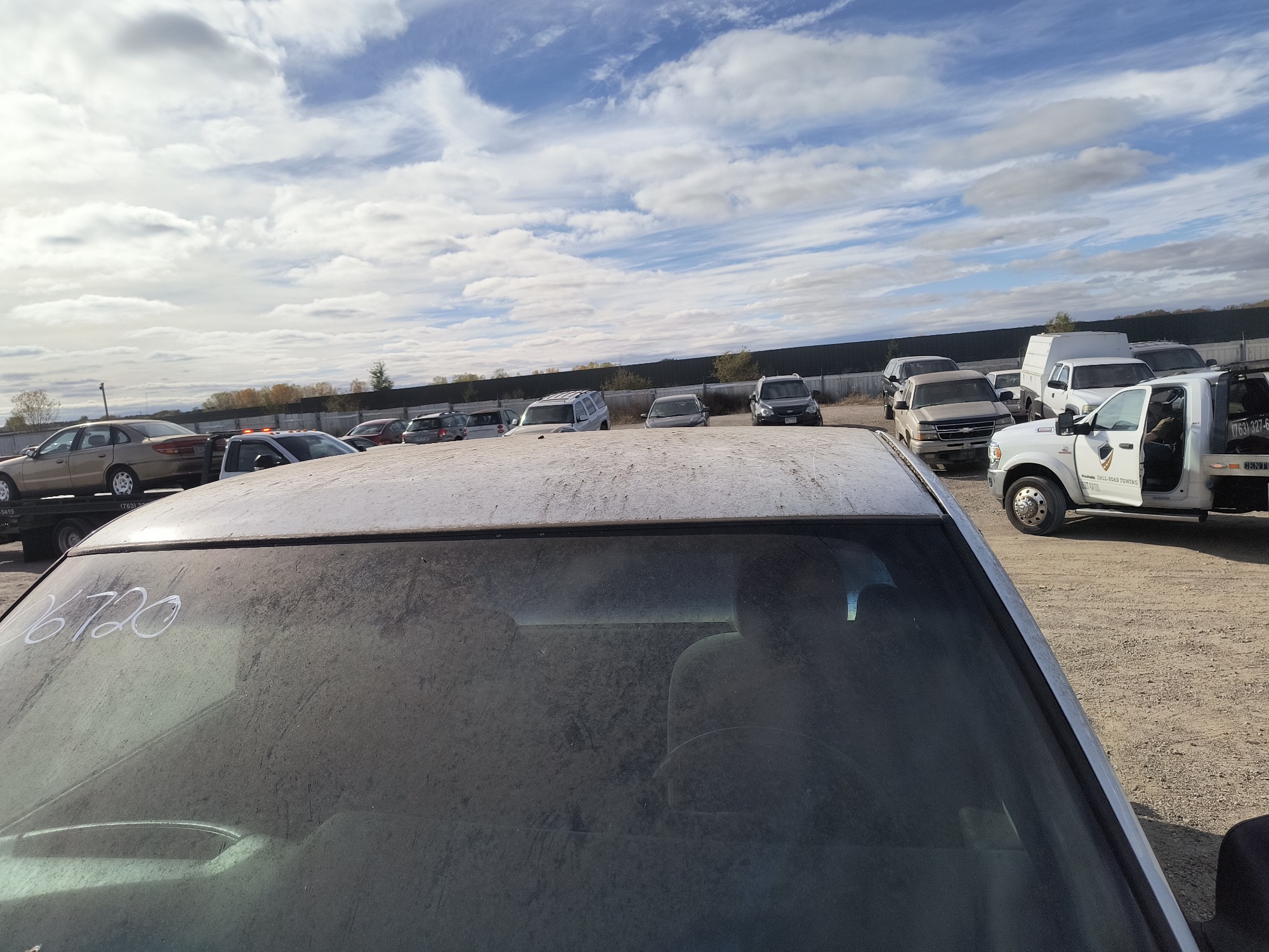 2003 chevrolet silverado-2500hd 4wd with 76253 miles for sale near Elk River, Minnesota 106720_11_roof.jpg