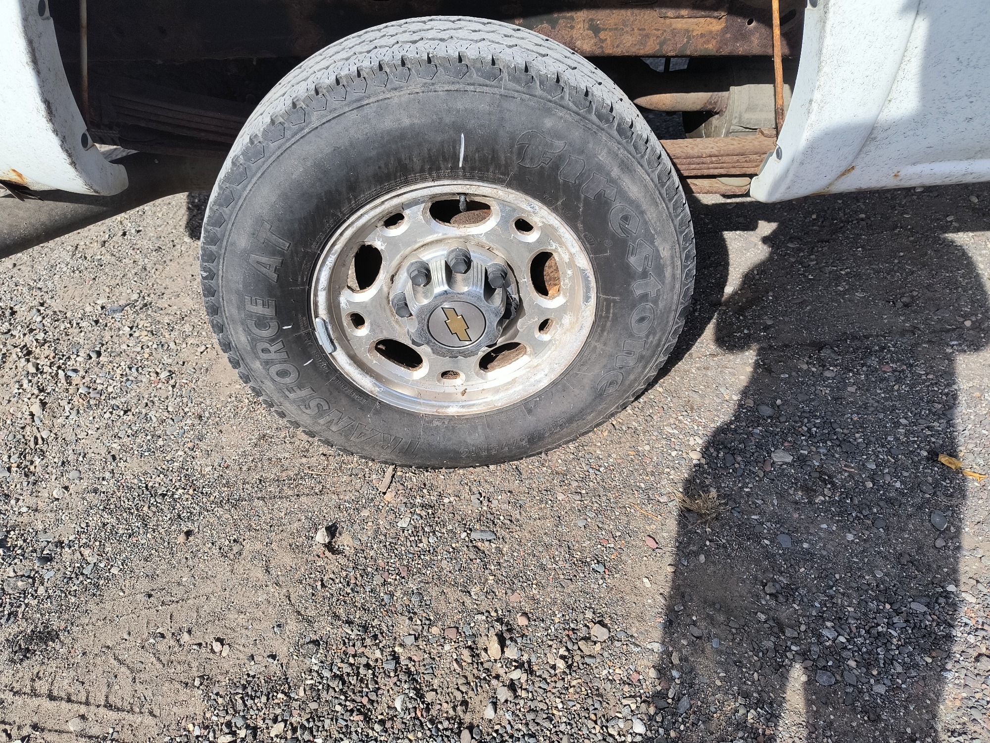 2003 chevrolet silverado-2500hd 4wd with 76253 miles for sale near Elk River, Minnesota 106720_14_rear_pass_wheel.jpg