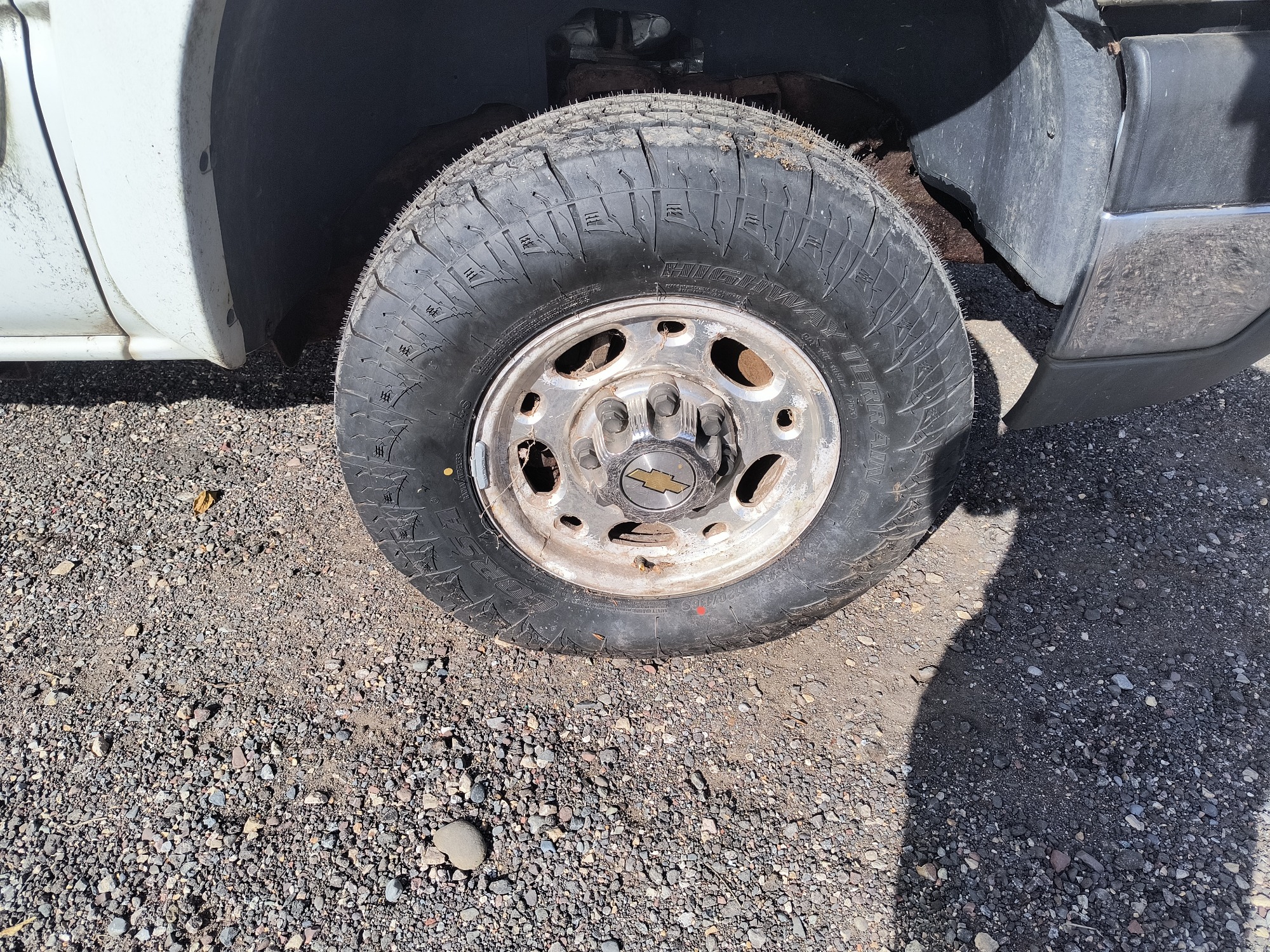 2003 chevrolet silverado-2500hd 4wd with 76253 miles for sale near Elk River, Minnesota 106720_15_front_pass_wheel.jpg