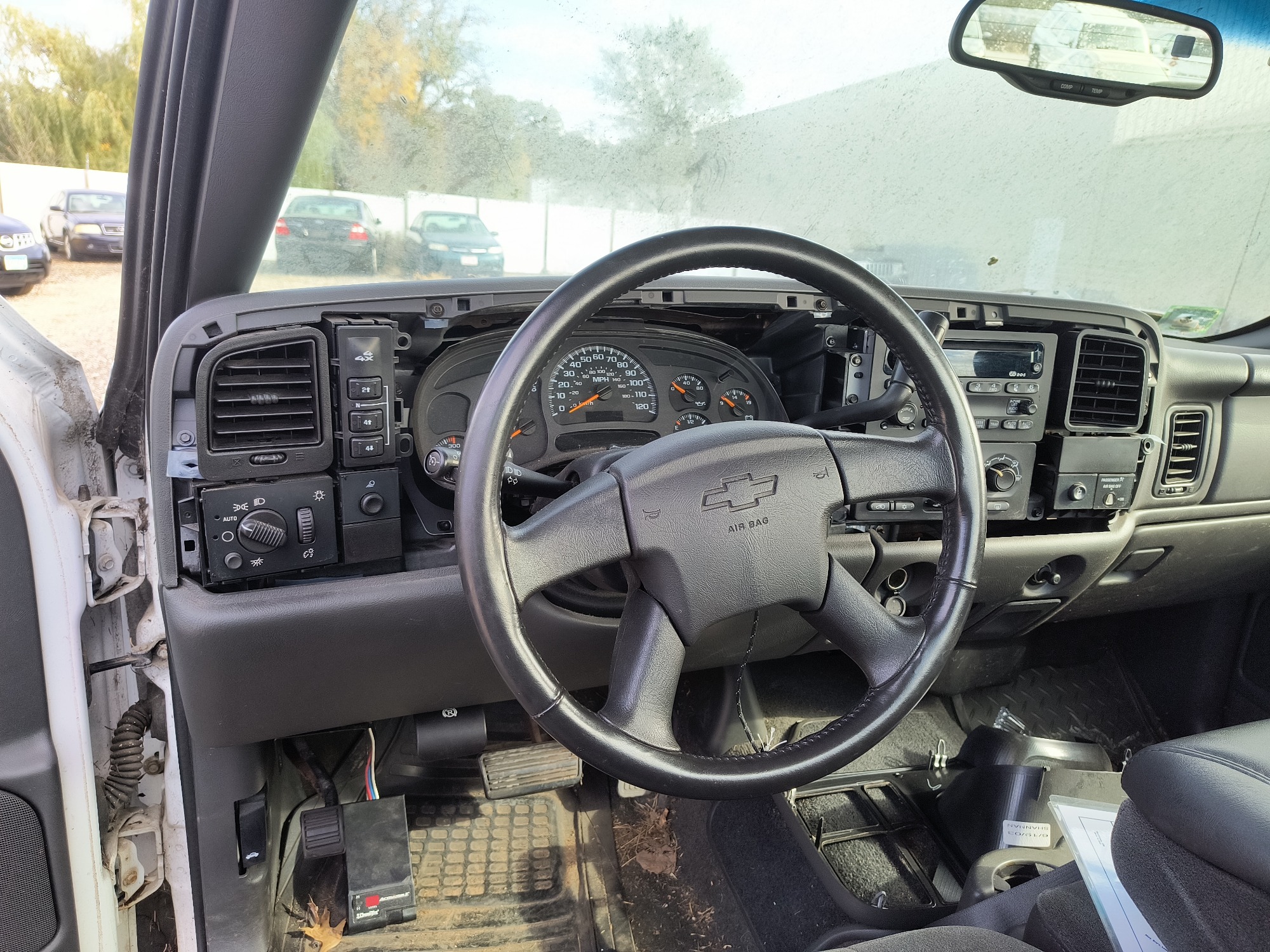 2003 chevrolet silverado-2500hd 4wd with 76253 miles for sale near Elk River, Minnesota 106720_33_dash_from_driver.jpg
