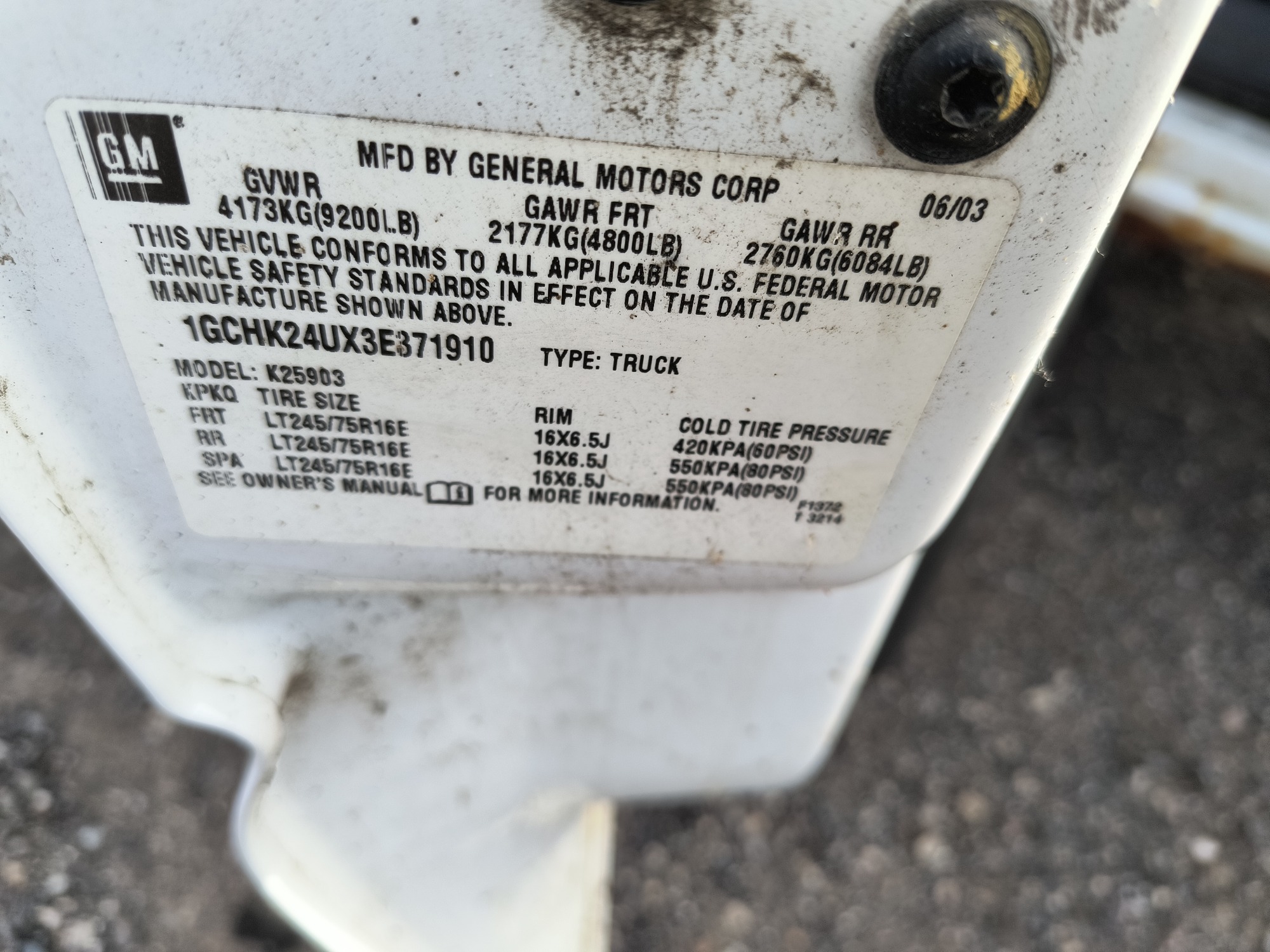 2003 chevrolet silverado-2500hd 4wd with 76253 miles for sale near Elk River, Minnesota 106720_47_door_vin_sticker.jpg