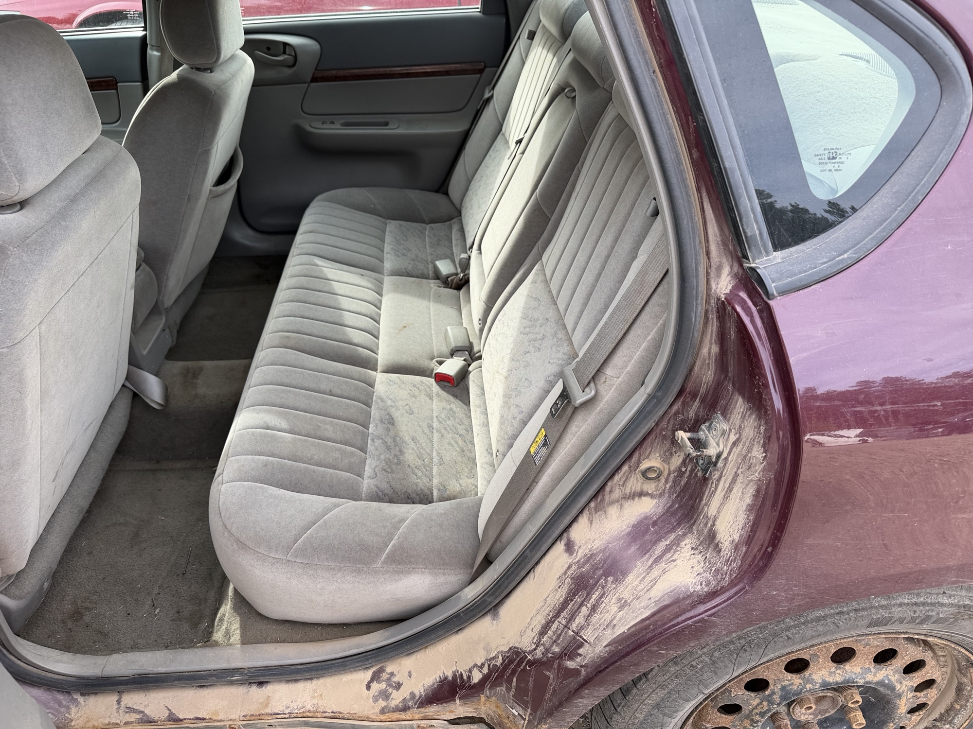 2003 chevrolet impala base with 320815 miles for sale near Elk River, Minnesota 106721_24_drv_rear_seat.jpg