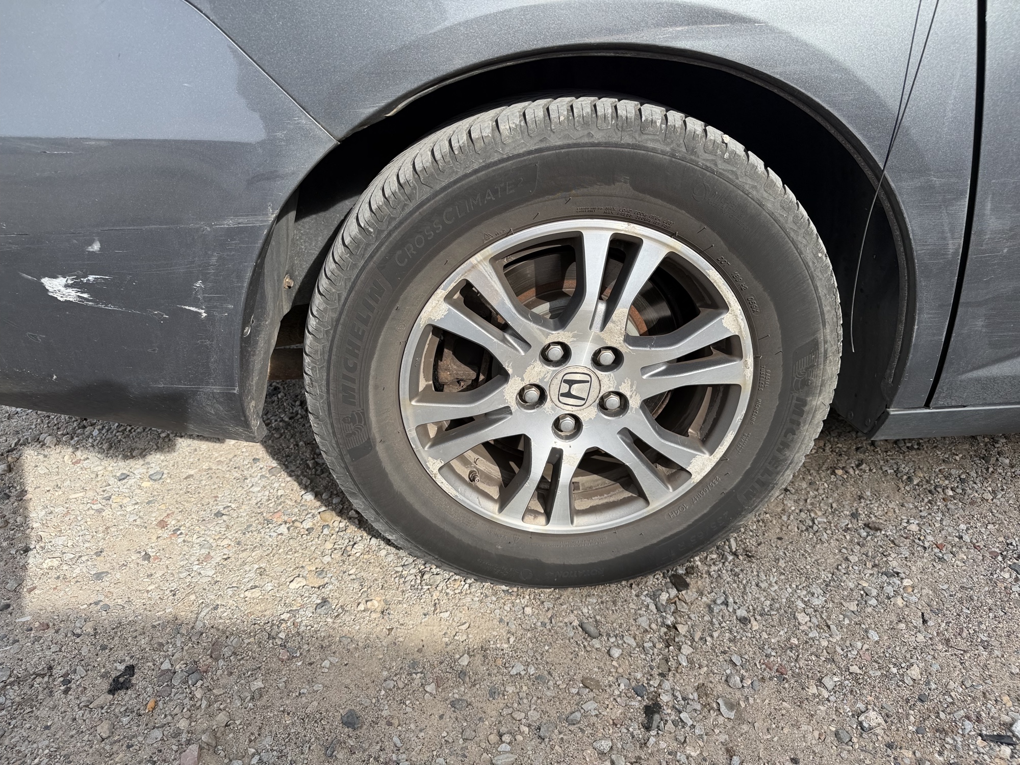 2013 honda odyssey ex with 213288 miles for sale near Elk River, Minnesota 106722_14_rear_pass_wheel.jpg