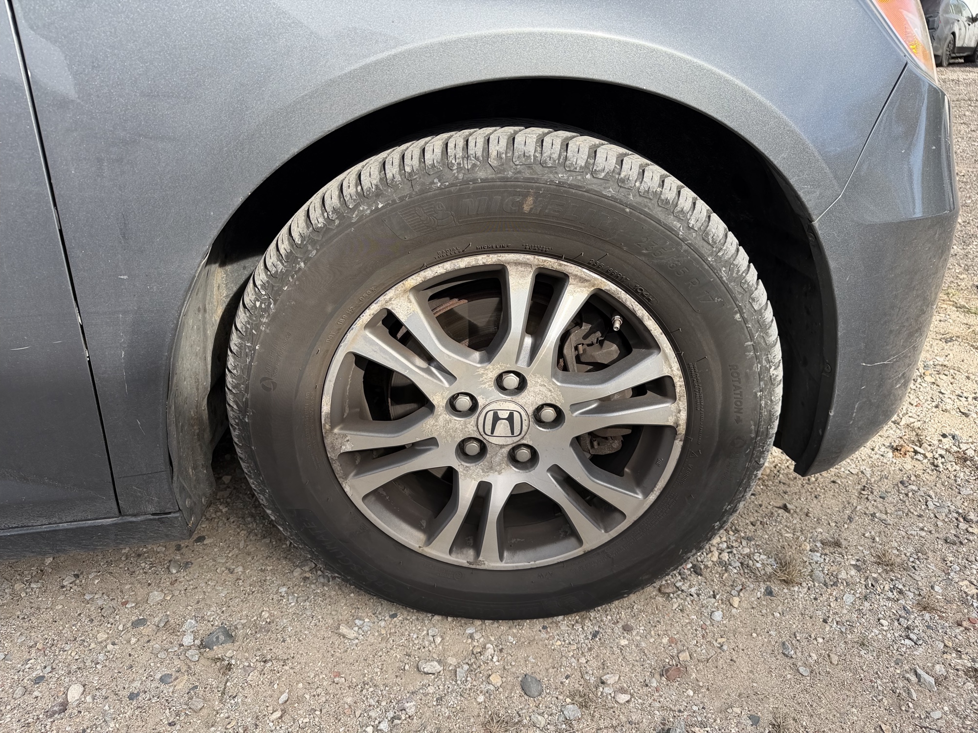 2013 honda odyssey ex with 213288 miles for sale near Elk River, Minnesota 106722_15_front_pass_wheel.jpg