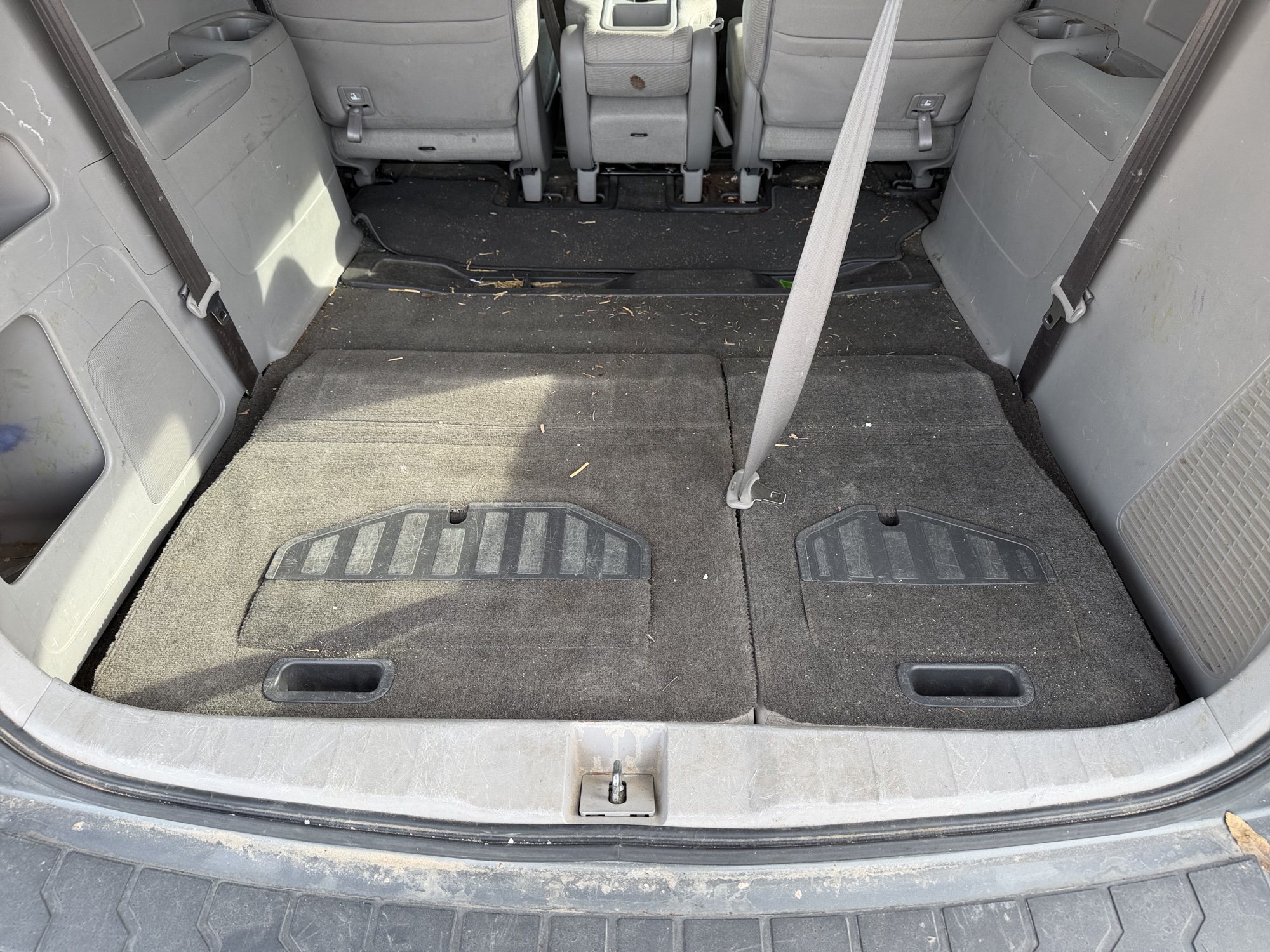 2013 honda odyssey ex with 213288 miles for sale near Elk River, Minnesota 106722_25_drv_rear_door_panel.jpg