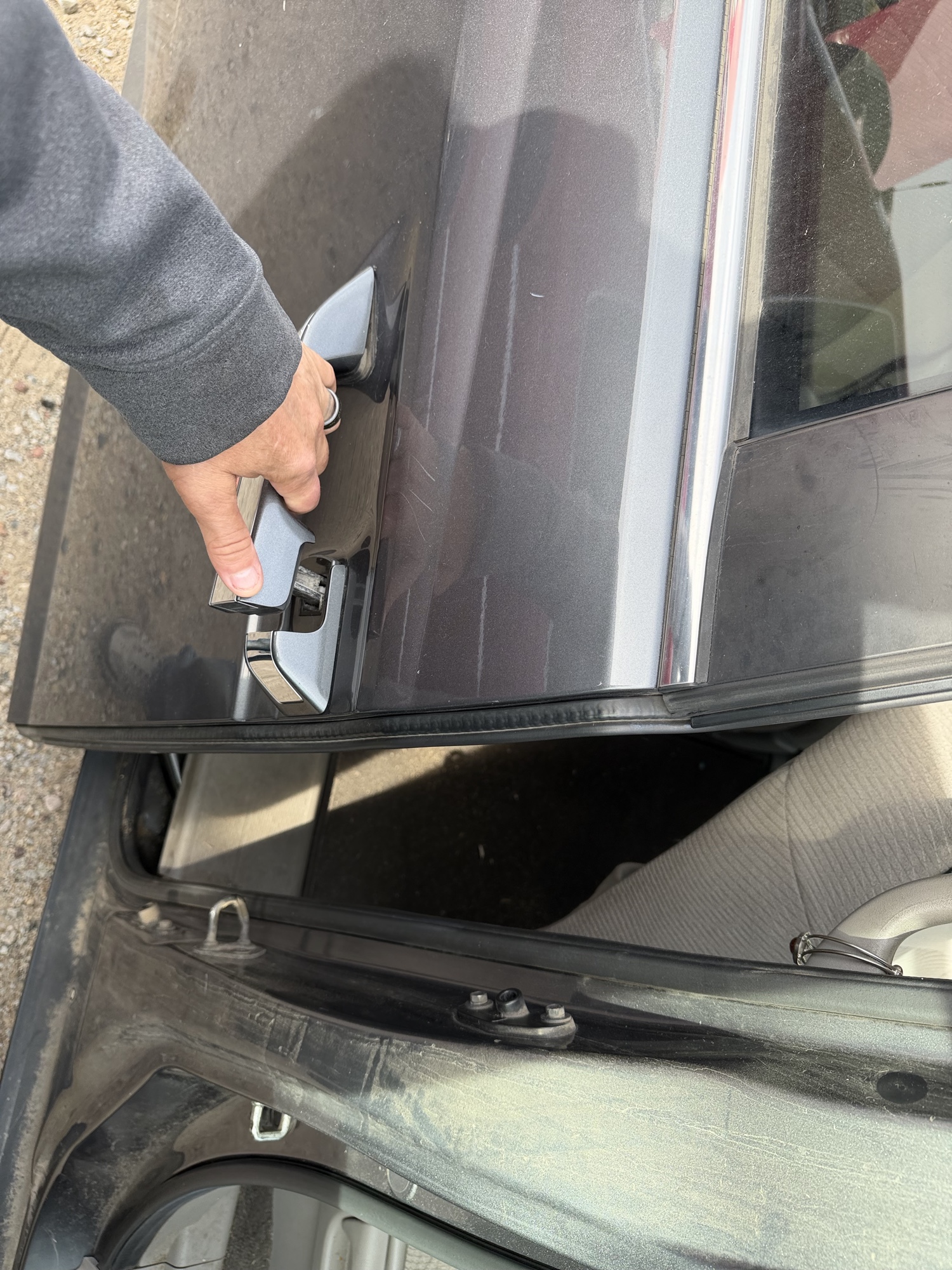 2013 honda odyssey ex with 213288 miles for sale near Elk River, Minnesota 106722_30_pass_rear_door_panel.jpg