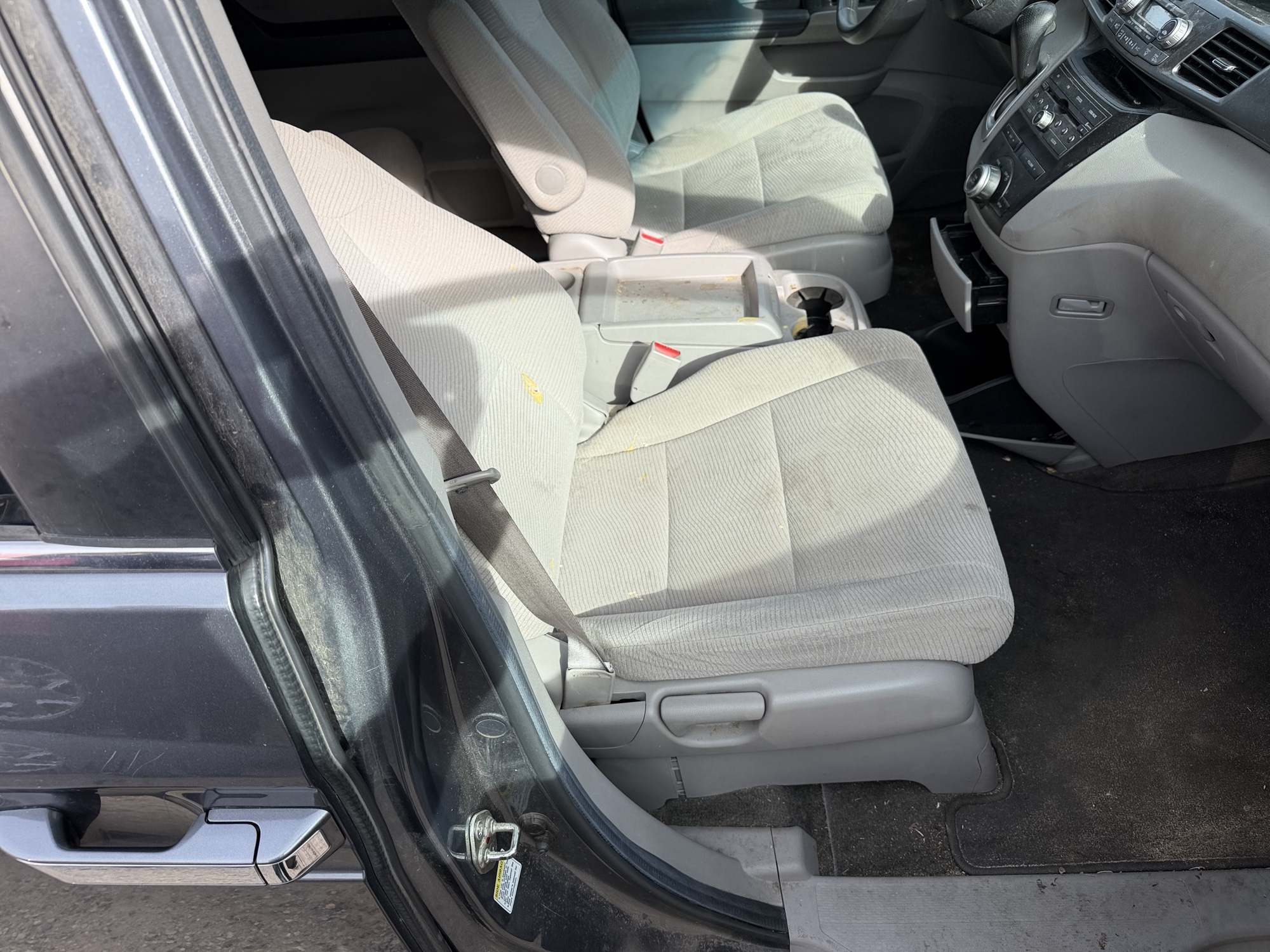 2013 honda odyssey ex with 213288 miles for sale near Elk River, Minnesota 106722_31_passenger_seat.jpg