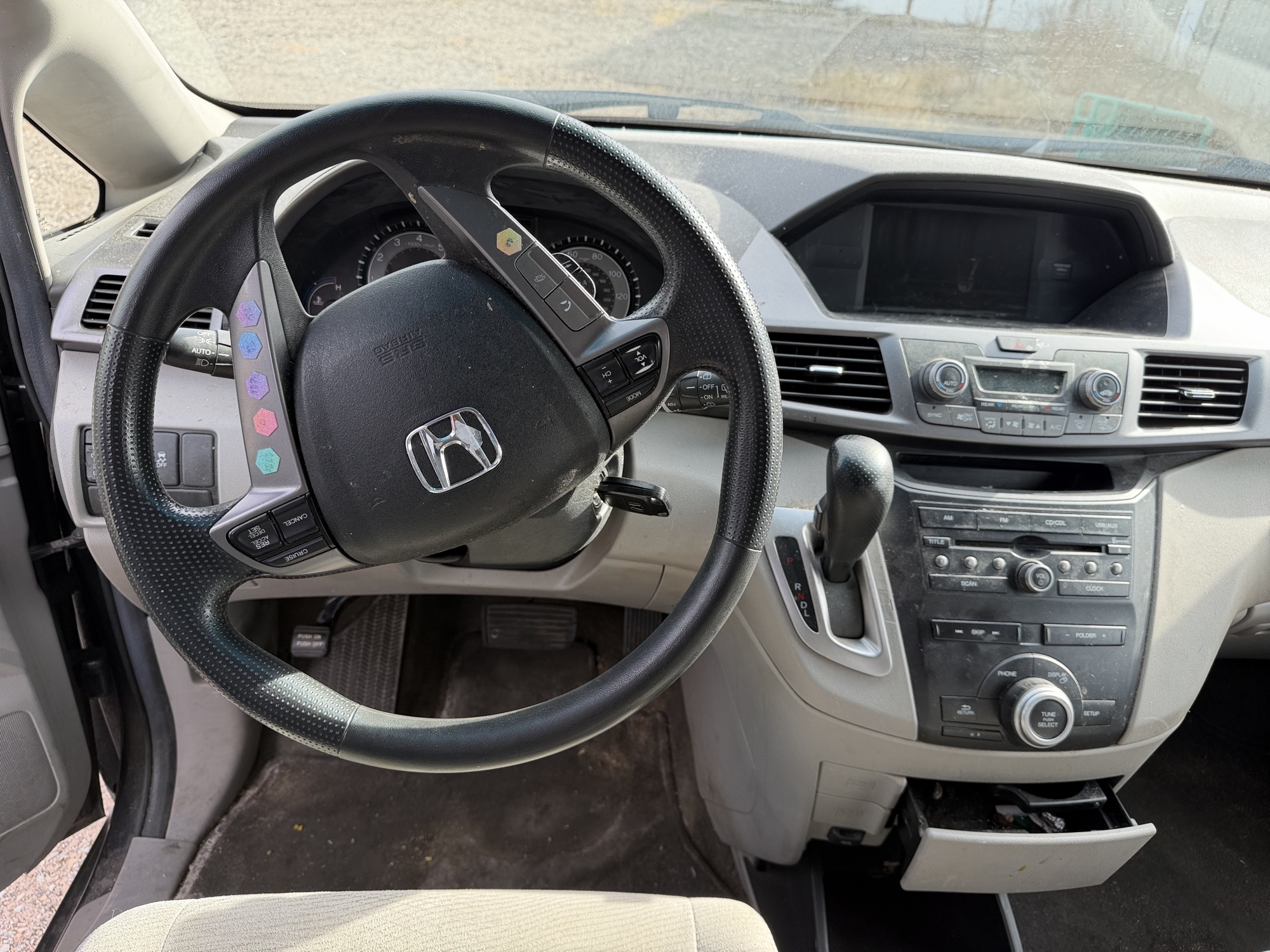 2013 honda odyssey ex with 213288 miles for sale near Elk River, Minnesota 106722_33_dash_from_driver.jpg