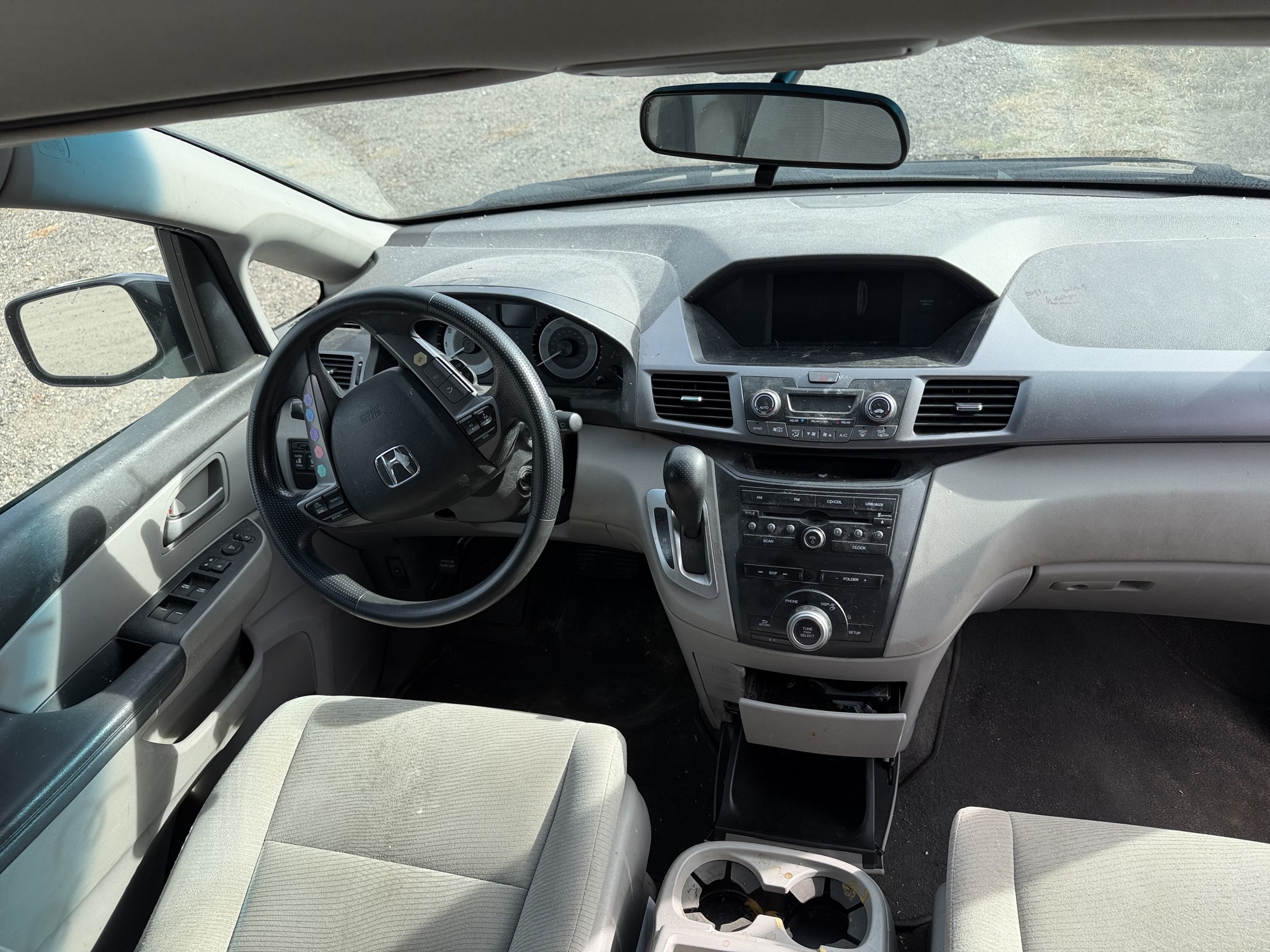 2013 honda odyssey ex with 213288 miles for sale near Elk River, Minnesota 106722_34_whole_dash.jpg