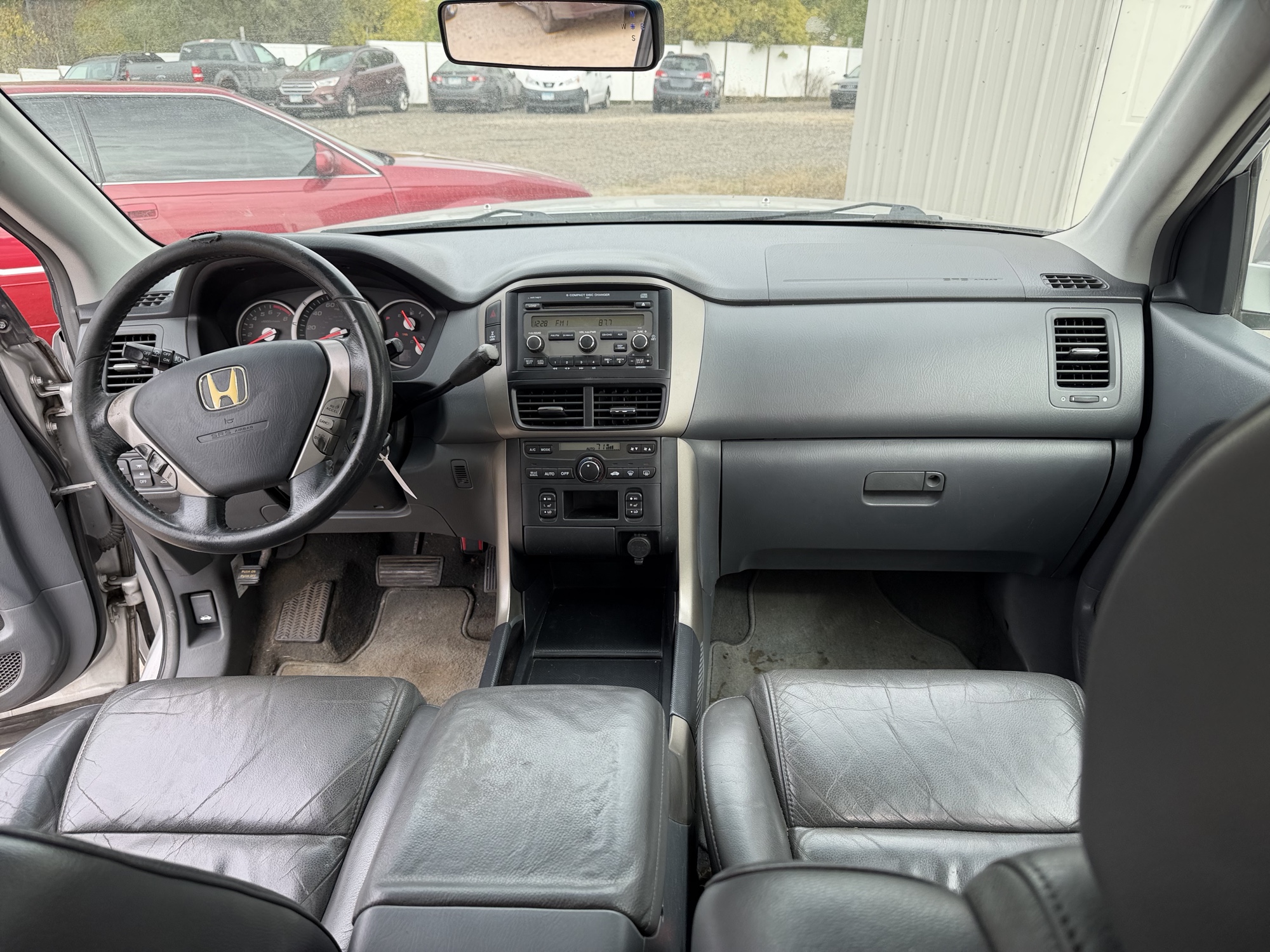 2008 honda pilot ex-l-4wd-at with 303368 miles for sale near Elk River, Minnesota 106723_34_whole_dash.jpg