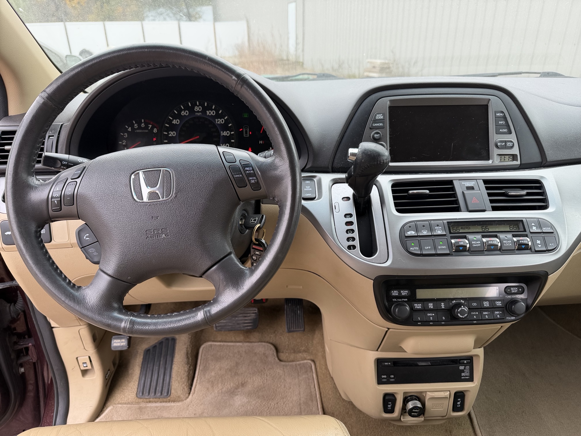2010 honda odyssey ex-l with 204246 miles for sale near Elk River, Minnesota 106724_33_dash_from_driver.jpg