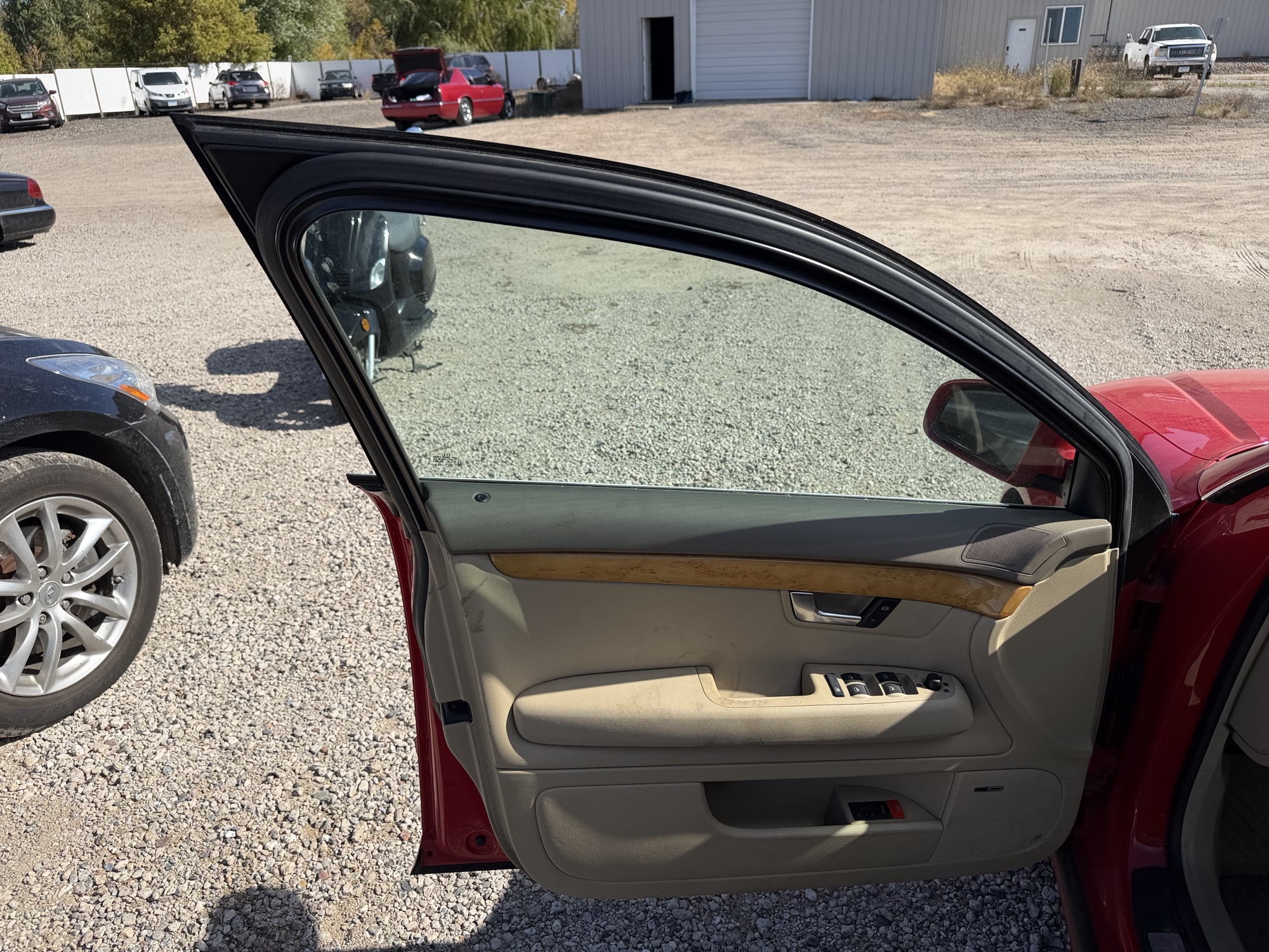 2006 audi a4 2.0t-quattro for sale near Elk River, Minnesota 106725_23_driver_door_panel.jpg