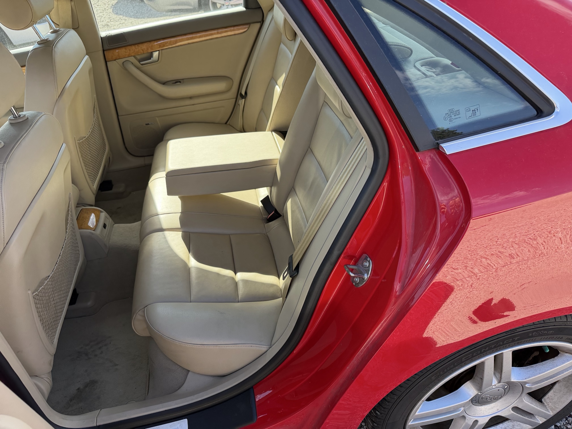2006 audi a4 2.0t-quattro for sale near Elk River, Minnesota 106725_24_drv_rear_seat.jpg