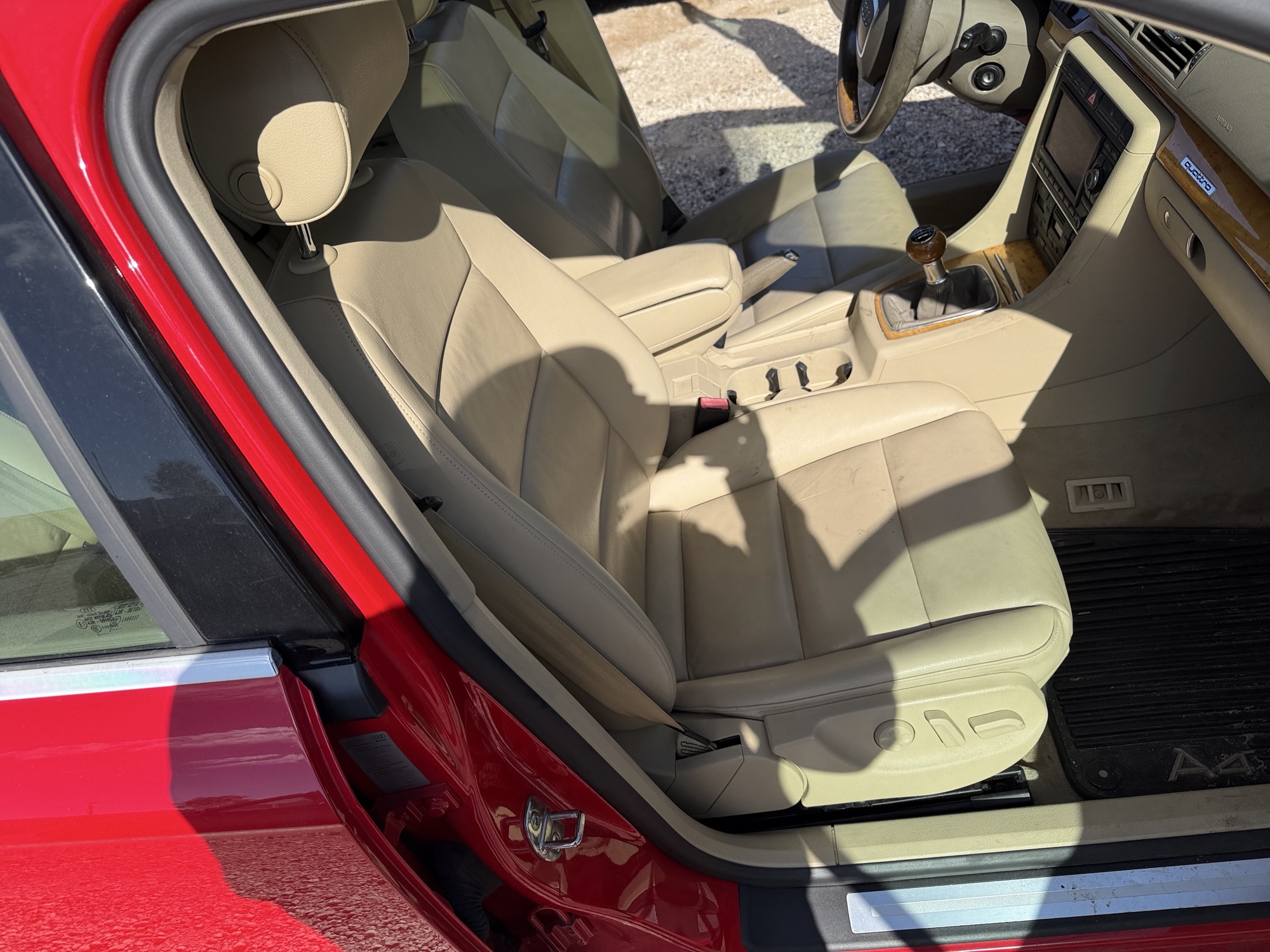 2006 audi a4 2.0t-quattro for sale near Elk River, Minnesota 106725_31_passenger_seat.jpg
