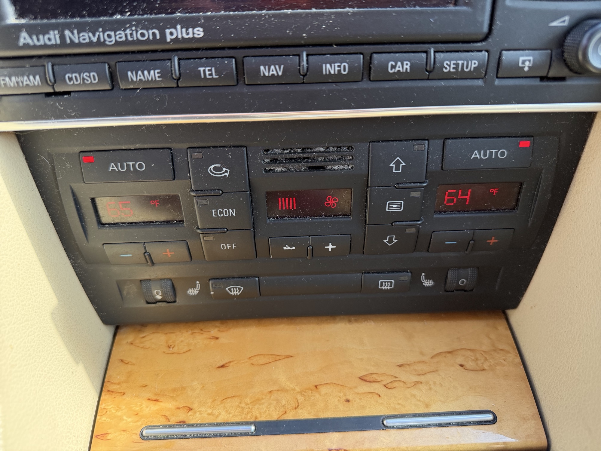 2006 audi a4 2.0t-quattro for sale near Elk River, Minnesota 106725_40_climate_control.jpg