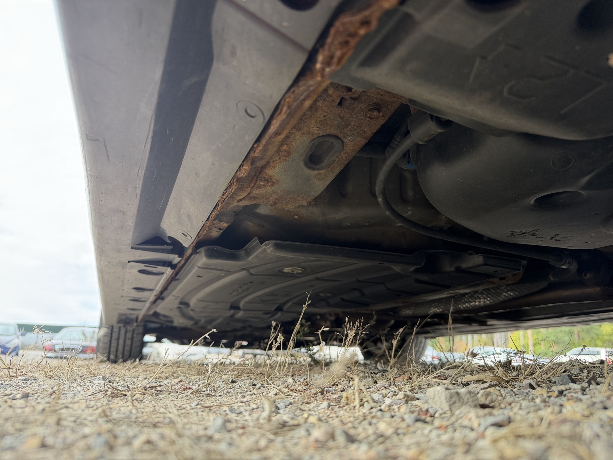 2010 toyota prius prius-ii with 276789 miles for sale near Elk River, Minnesota 106727_18_undercar_rear_drv.jpg