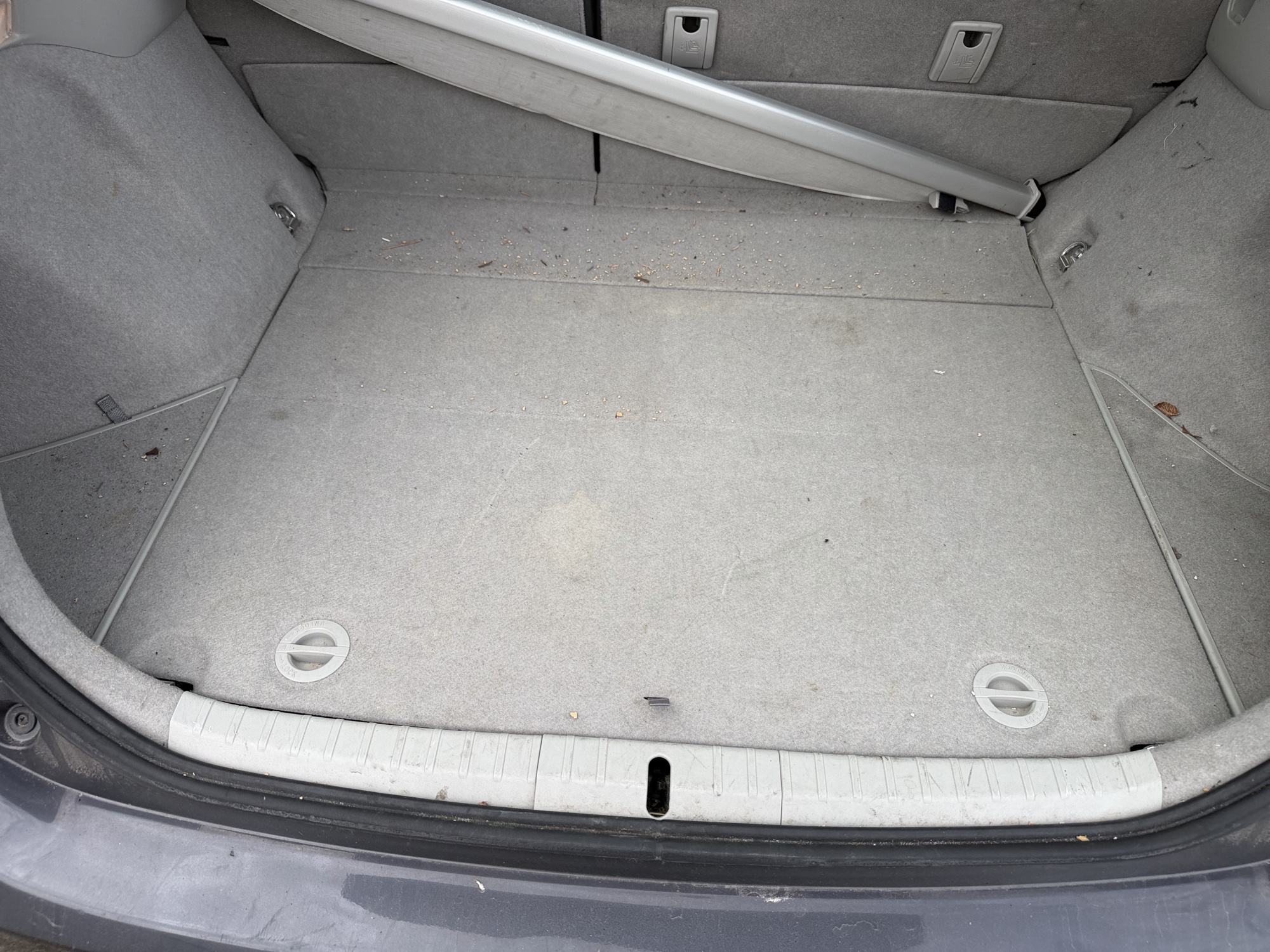 2010 toyota prius prius-ii with 276789 miles for sale near Elk River, Minnesota 106727_26_trunk.jpg