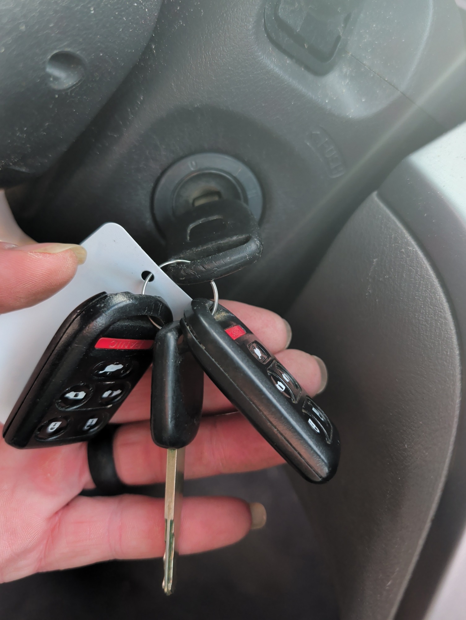 2010 honda odyssey ex-l with 186371 miles for sale near Elk River, Minnesota 106729_51_keys.jpg