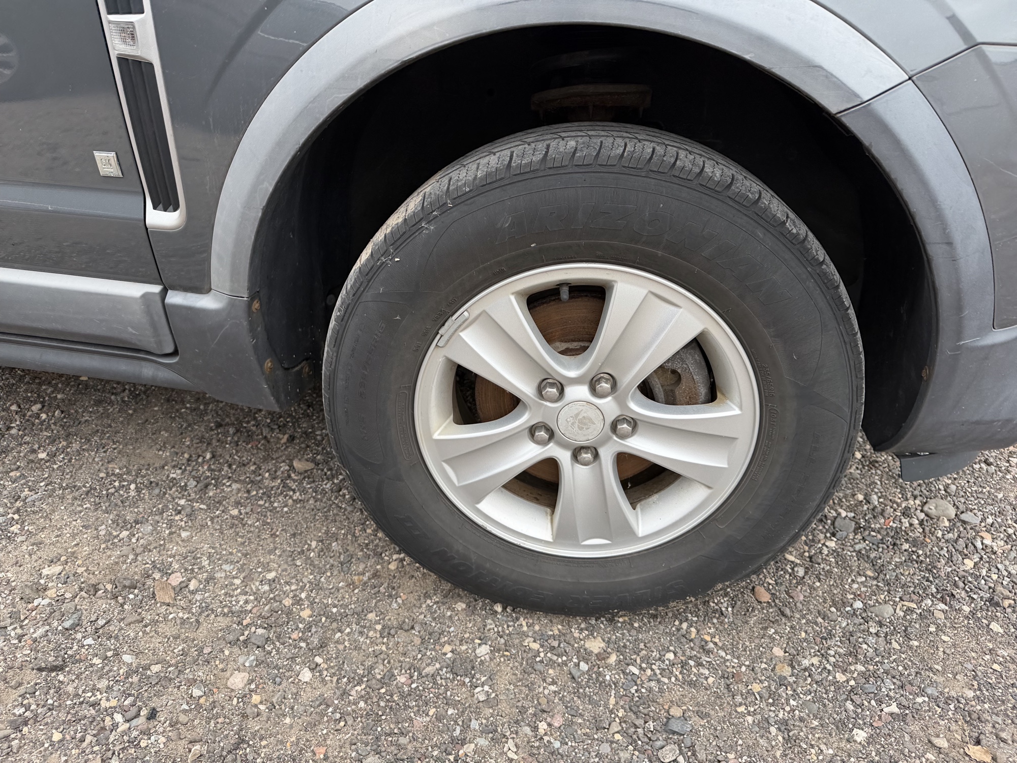 2008 saturn vue fwd-4-cylinder-xe with 219141 miles for sale near Elk River, Minnesota 106731_15_front_pass_wheel.jpg