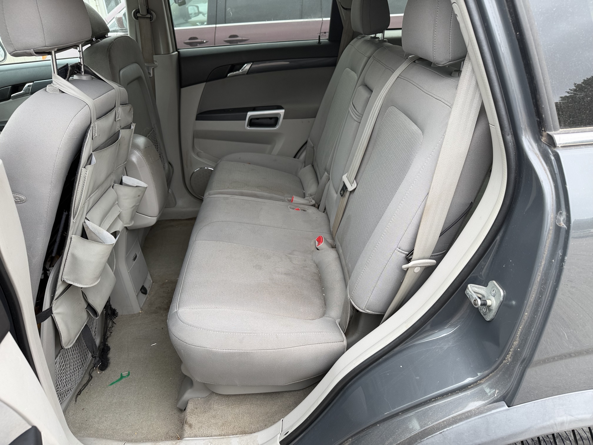 2008 saturn vue fwd-4-cylinder-xe with 219141 miles for sale near Elk River, Minnesota 106731_24_drv_rear_seat.jpg