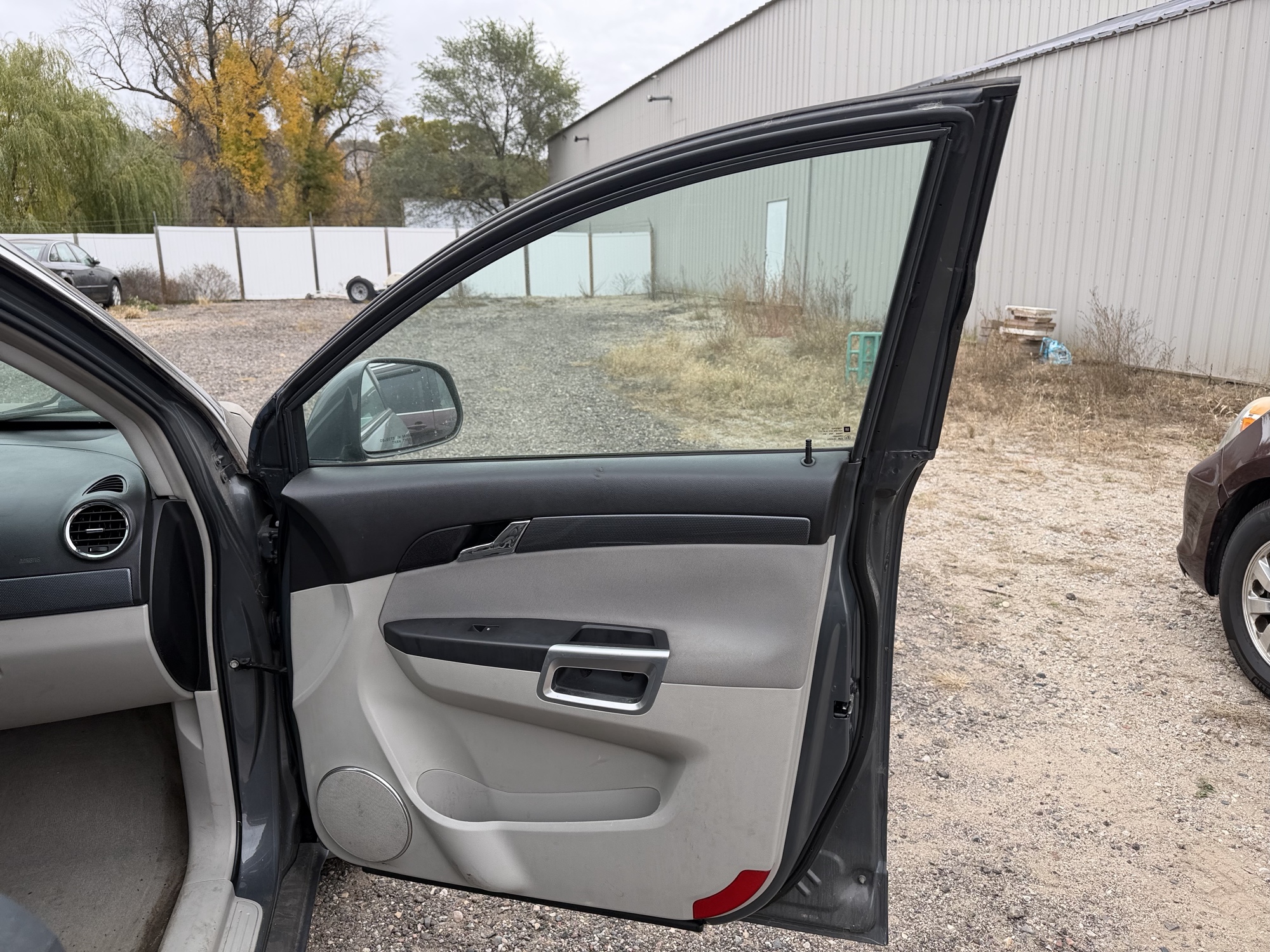 2008 saturn vue fwd-4-cylinder-xe with 219141 miles for sale near Elk River, Minnesota 106731_32_passenger_door_panel.jpg
