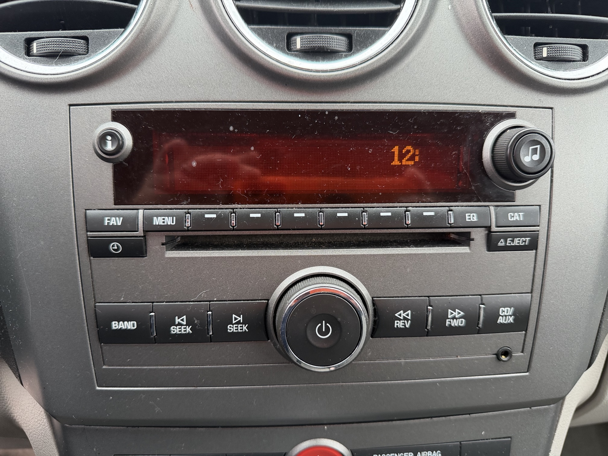 2008 saturn vue fwd-4-cylinder-xe with 219141 miles for sale near Elk River, Minnesota 106731_39_radio_closeup.jpg